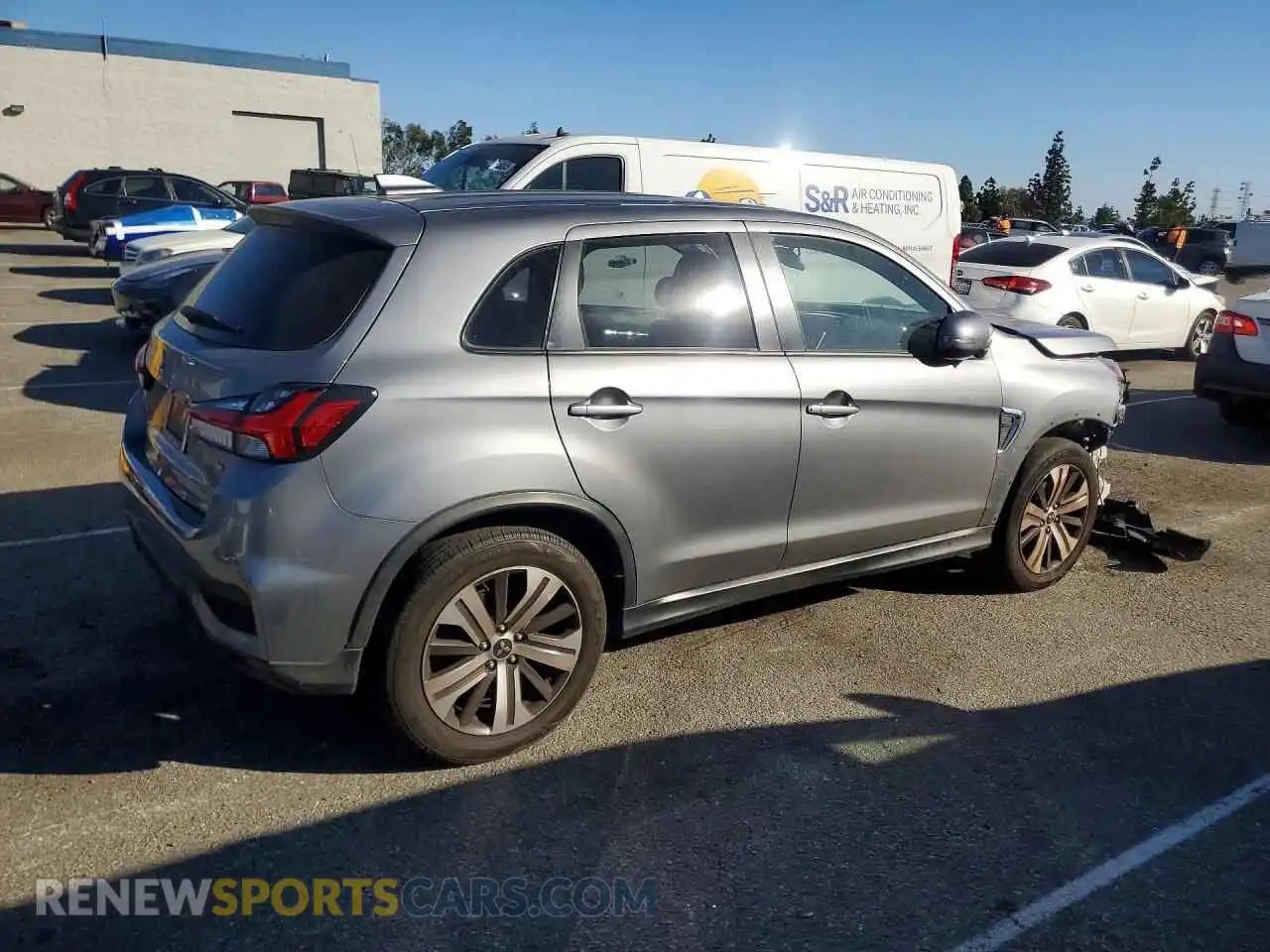 3 Photograph of a damaged car JA4APVAU2MU013954 MITSUBISHI OUTLANDER 2021