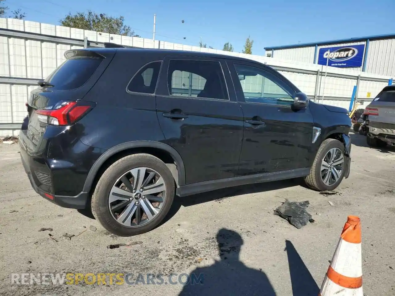 3 Photograph of a damaged car JA4APVAU5MU017030 MITSUBISHI OUTLANDER 2021