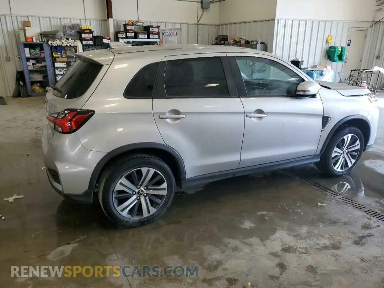 3 Photograph of a damaged car JA4APVAU5MU026522 MITSUBISHI OUTLANDER 2021