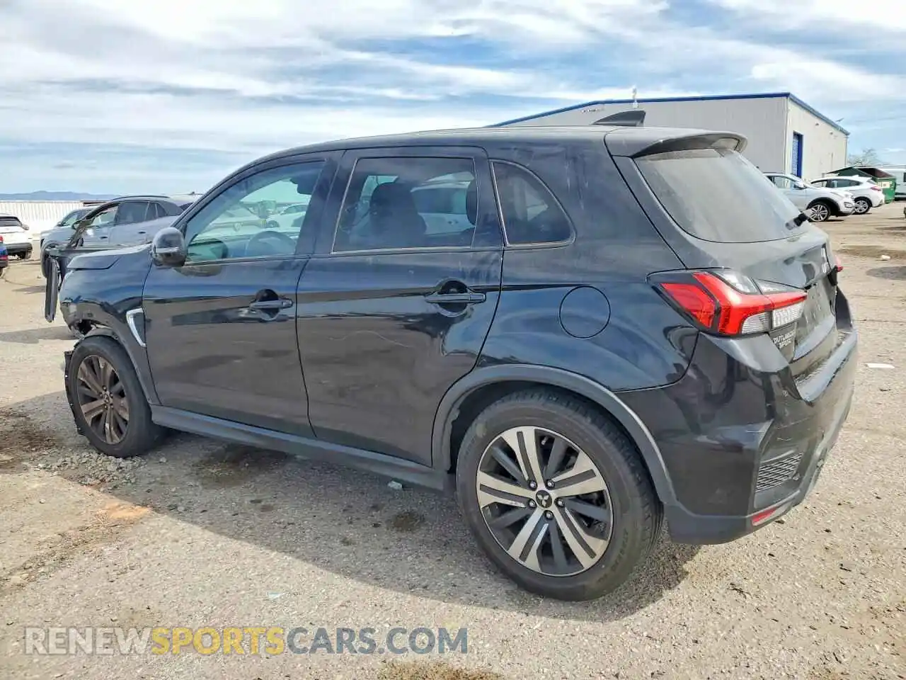 2 fotografías del automóvil dañado JA4APVAU7MU015912 MITSUBISHI OUTLANDER 2021