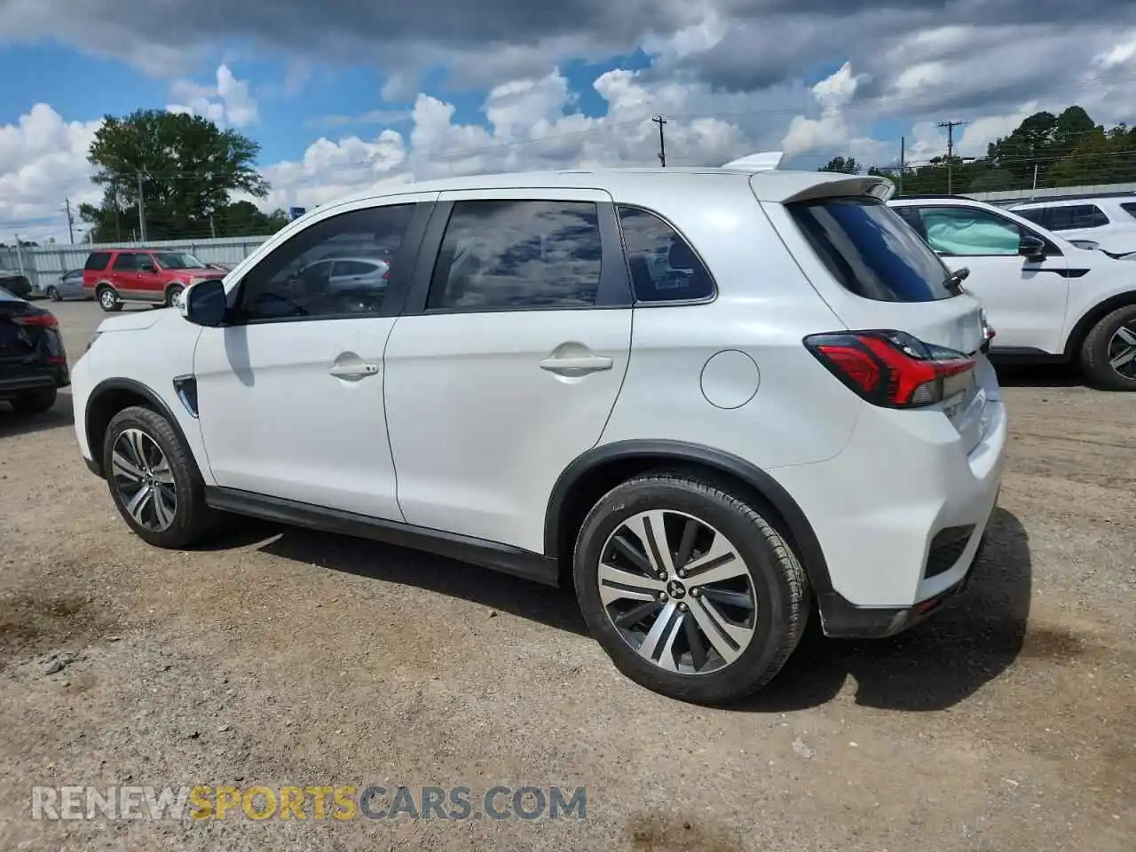 2 Photograph of a damaged car JA4APVAU8MU012758 MITSUBISHI OUTLANDER 2021