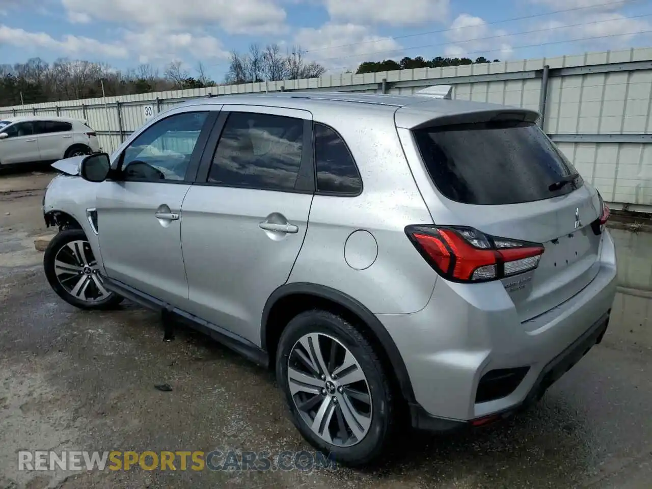 2 Photograph of a damaged car JA4APVAU9MU018472 MITSUBISHI OUTLANDER 2021