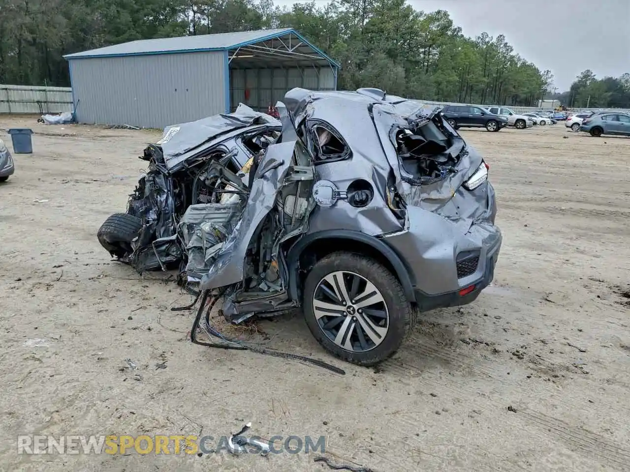 2 Photograph of a damaged car JA4ARUAU3MU018696 MITSUBISHI OUTLANDER 2021