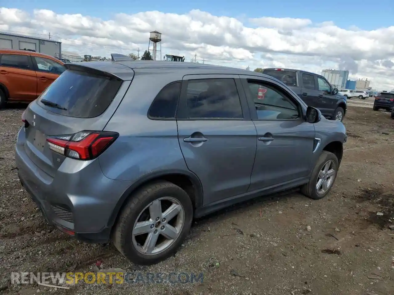 3 fotografías del automóvil dañado JA4ARUAU4MU029545 MITSUBISHI OUTLANDER 2021