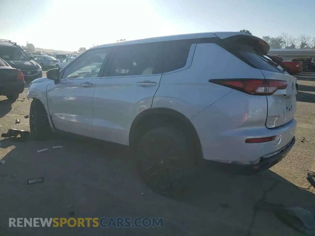2 fotografías del automóvil dañado JA4J3UA81PZ031071 MITSUBISHI OUTLANDER 2023
