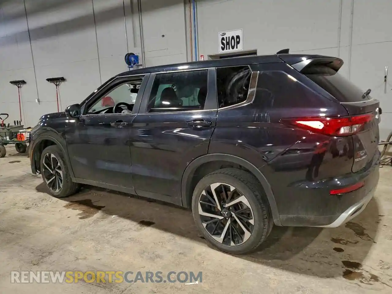 2 Photograph of a damaged car JA4J4UA82PZ045364 MITSUBISHI OUTLANDER 2023