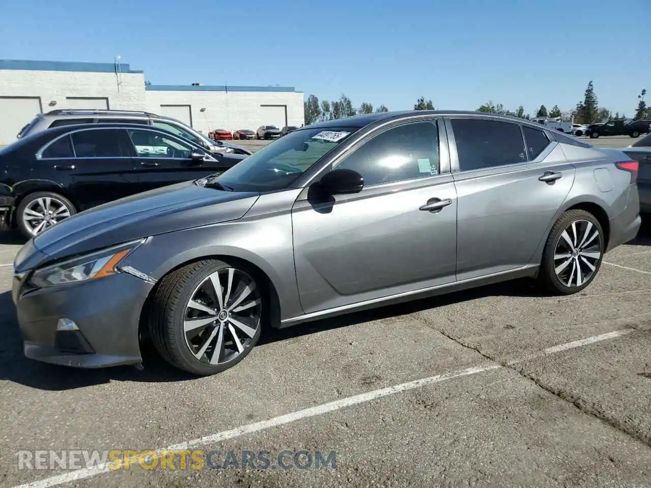 1 Фотография поврежденного автомобиля 1N4AL4CV8KC224022 NISSAN ALTIMA 2019