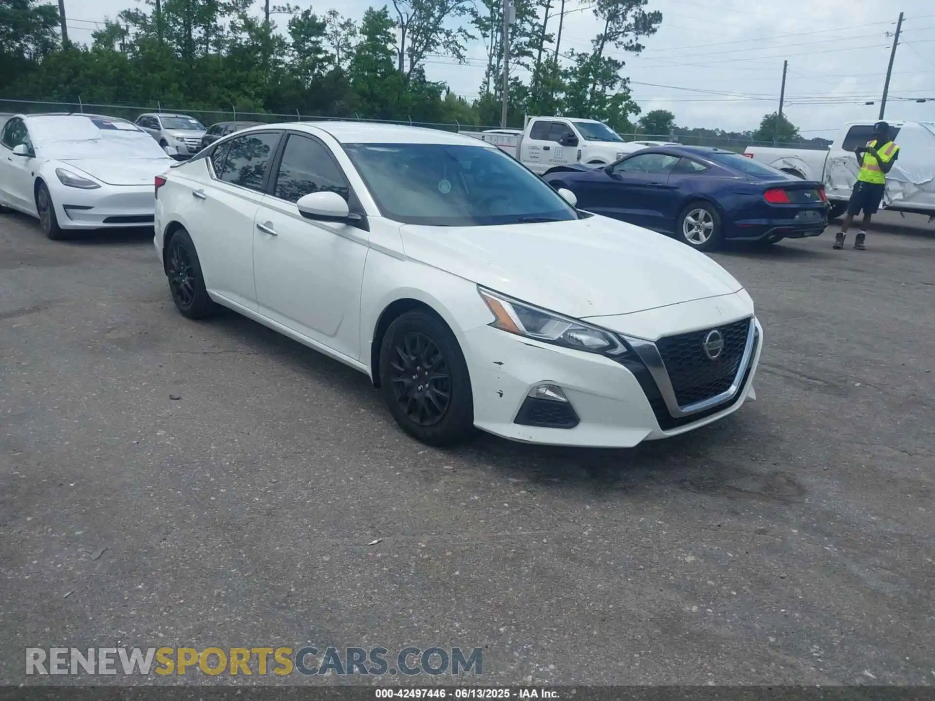 1 Фотография поврежденного автомобиля 1N4BL4BV2KC206752 NISSAN ALTIMA 2019