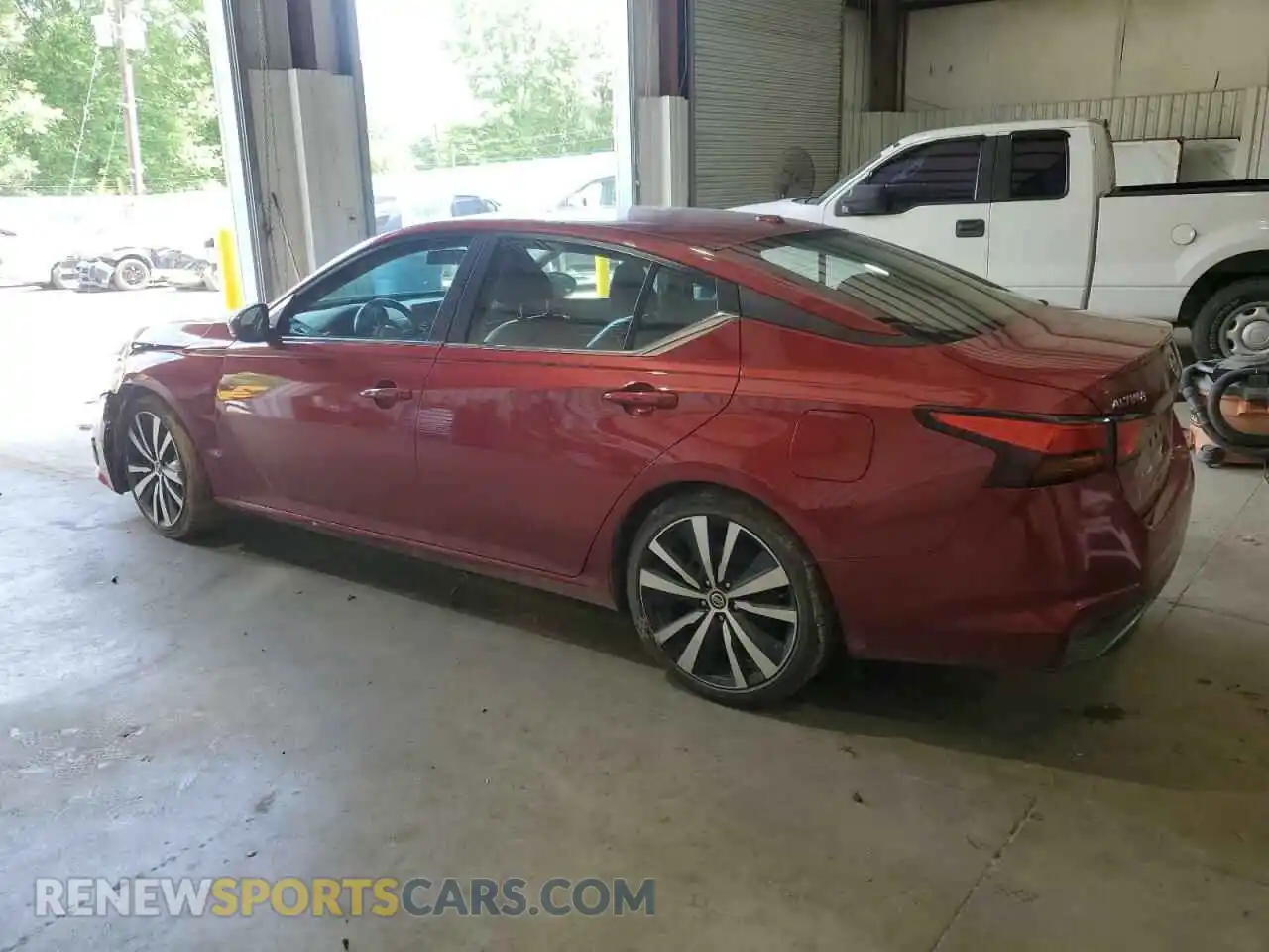 2 Photograph of a damaged car 1N4BL4CV2KC120176 NISSAN ALTIMA 2019
