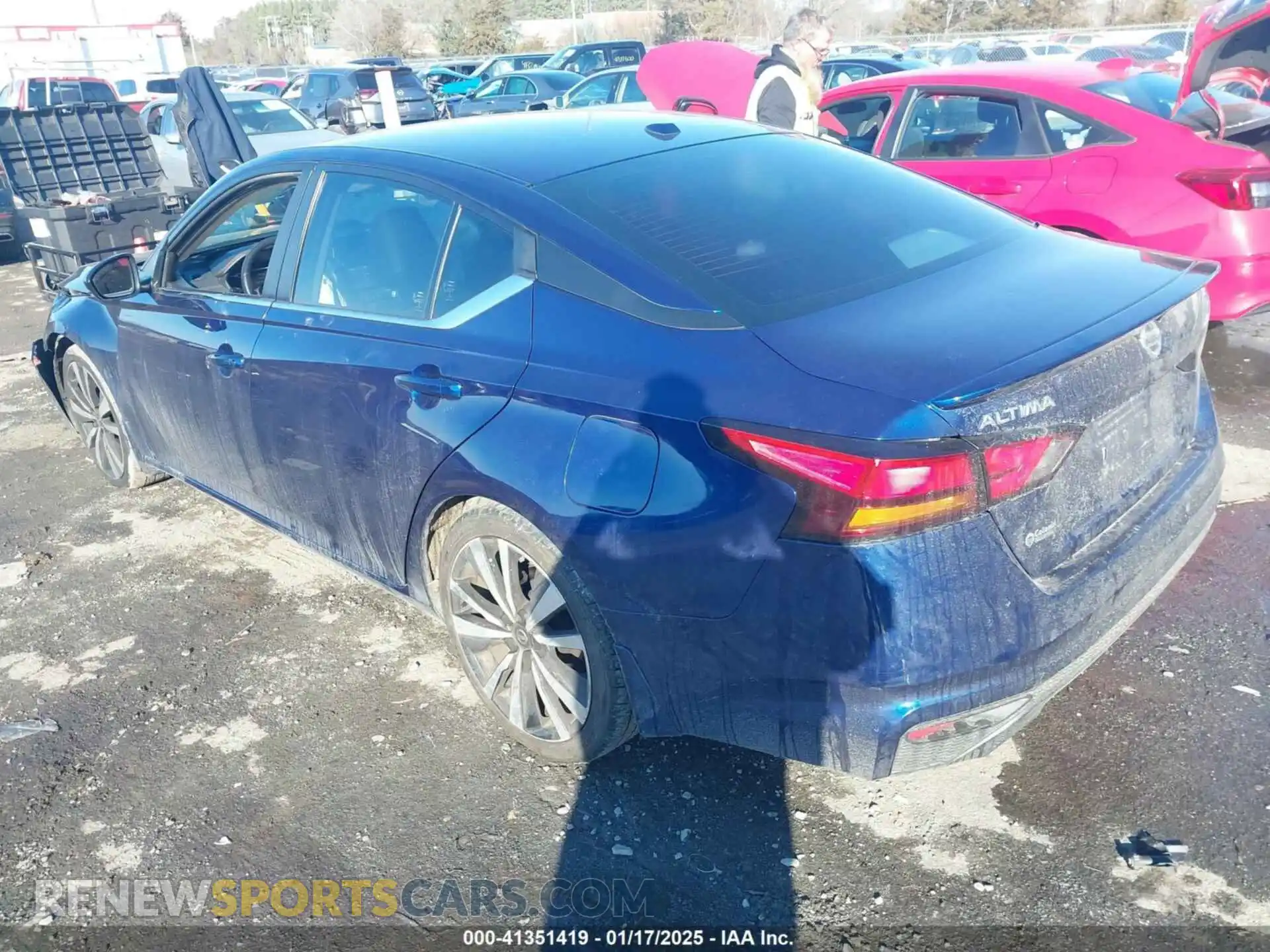 3 fotografías del automóvil dañado 1N4BL4CV2KC129542 NISSAN ALTIMA 2019