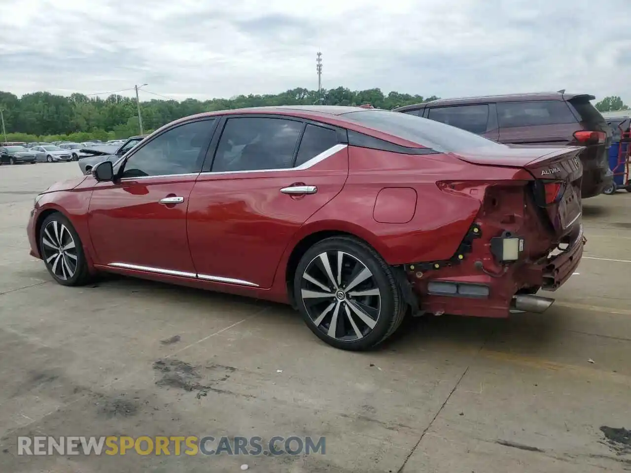 2 Photograph of a damaged car 1N4BL4FV7KC174147 NISSAN ALTIMA 2019
