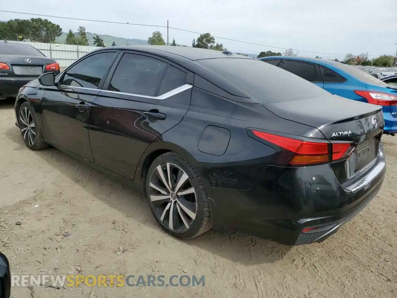 2 Photograph of a damaged car 1N4AL4CV0LC140679 NISSAN ALTIMA 2020
