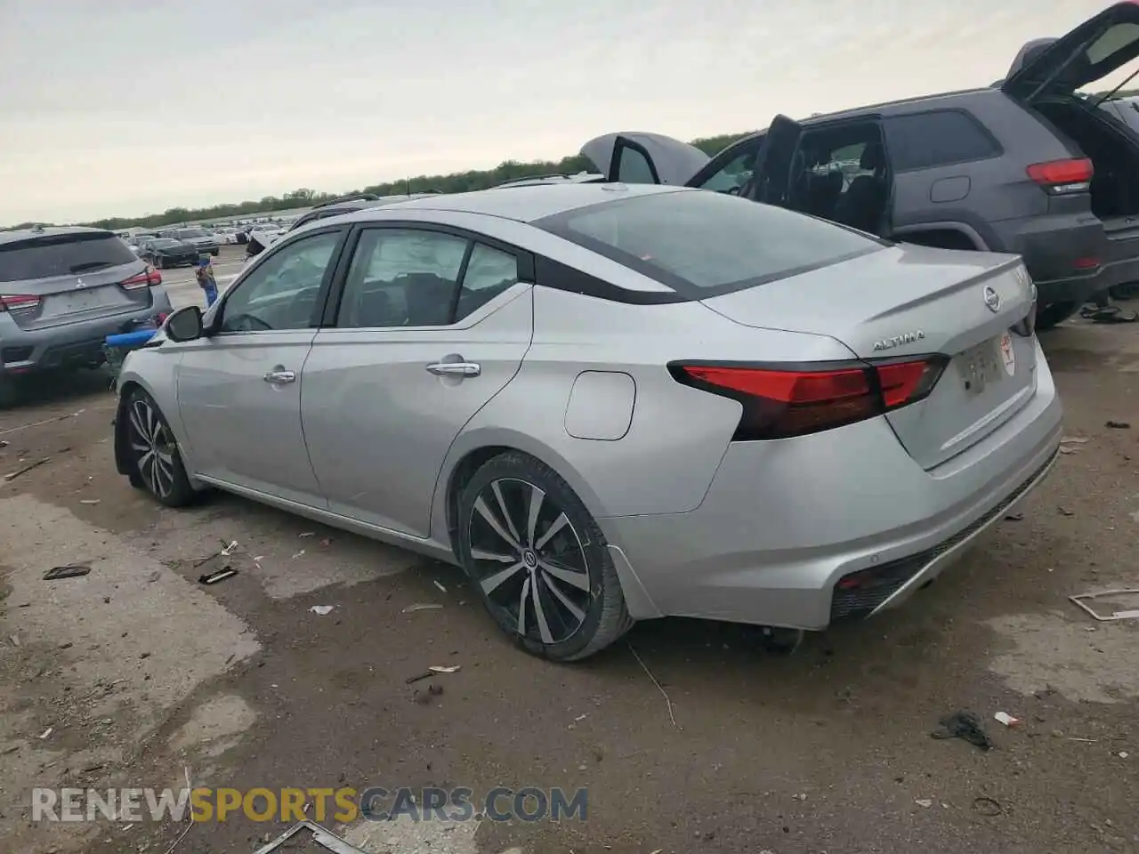 2 Photograph of a damaged car 1N4AL4FV0LC140029 NISSAN ALTIMA 2020
