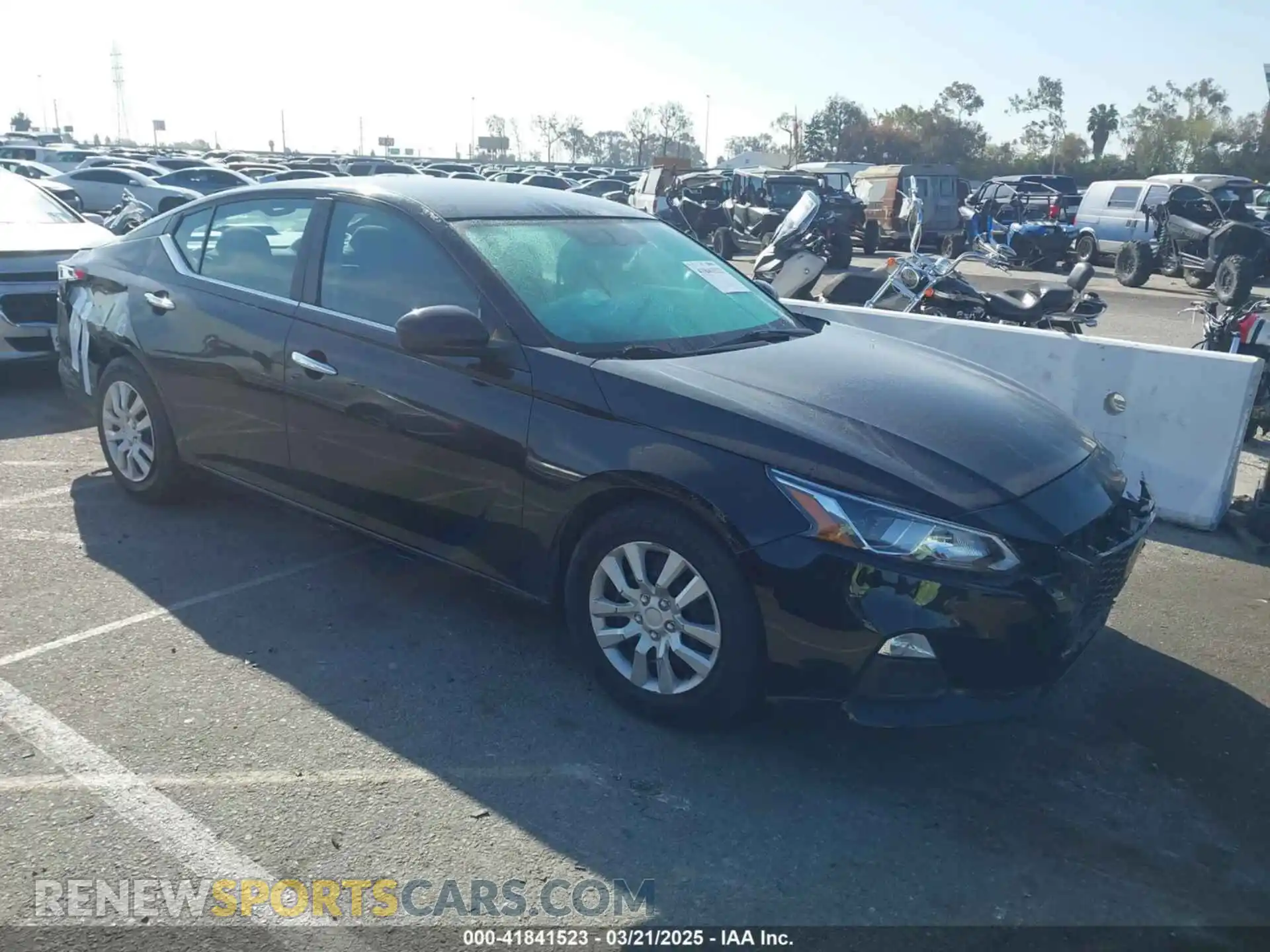 1 Photograph of a damaged car 1N4BL4BV2LC242555 NISSAN ALTIMA 2020