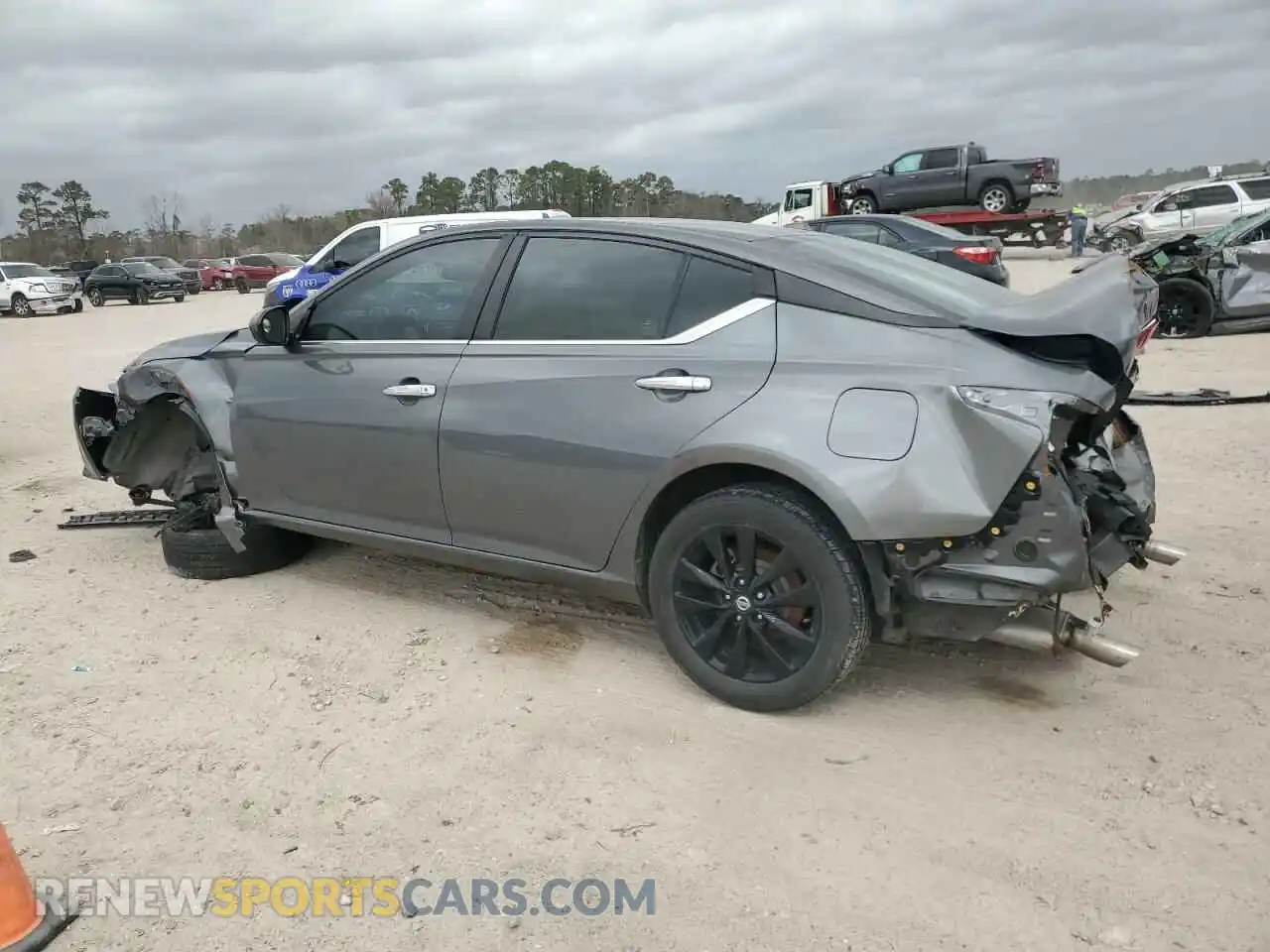 2 Photograph of a damaged car 1N4BL4BV7LC117647 NISSAN ALTIMA 2020