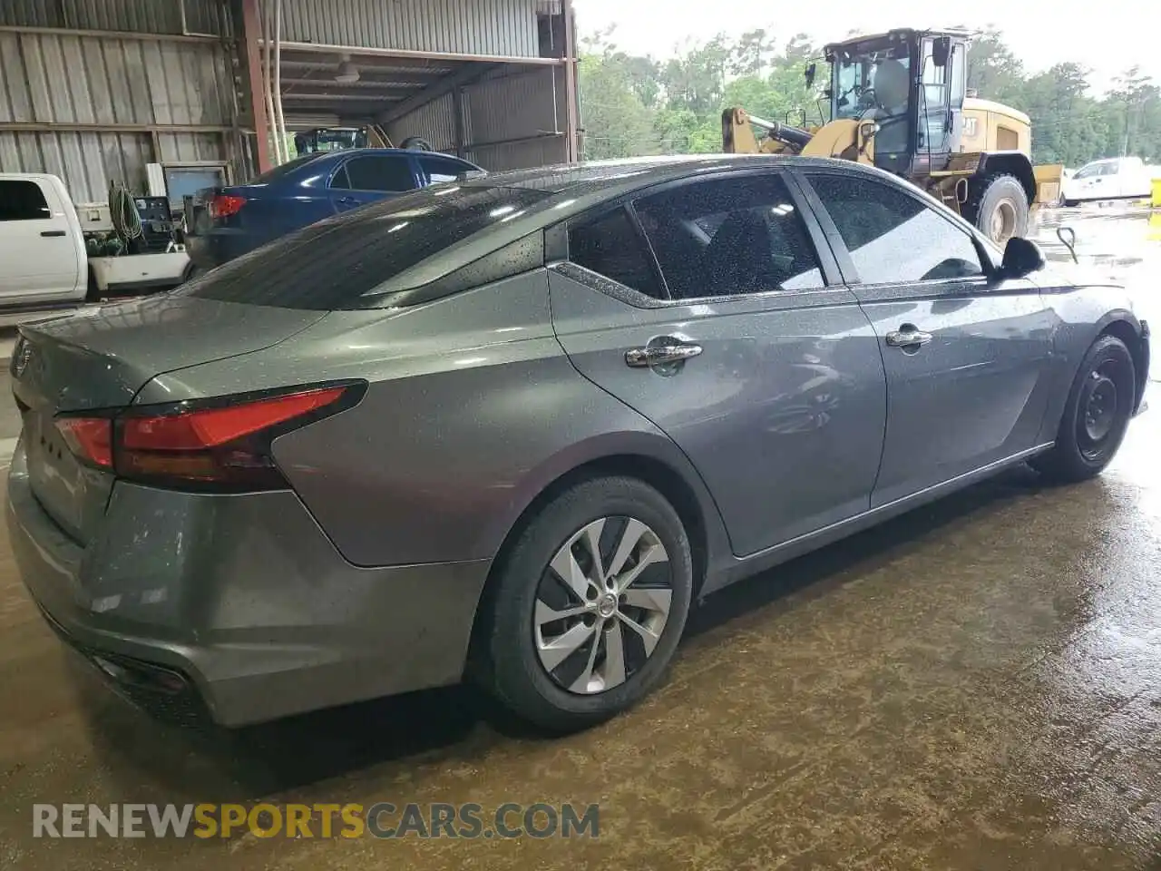 3 Photograph of a damaged car 1N4BL4BVXLC236017 NISSAN ALTIMA 2020