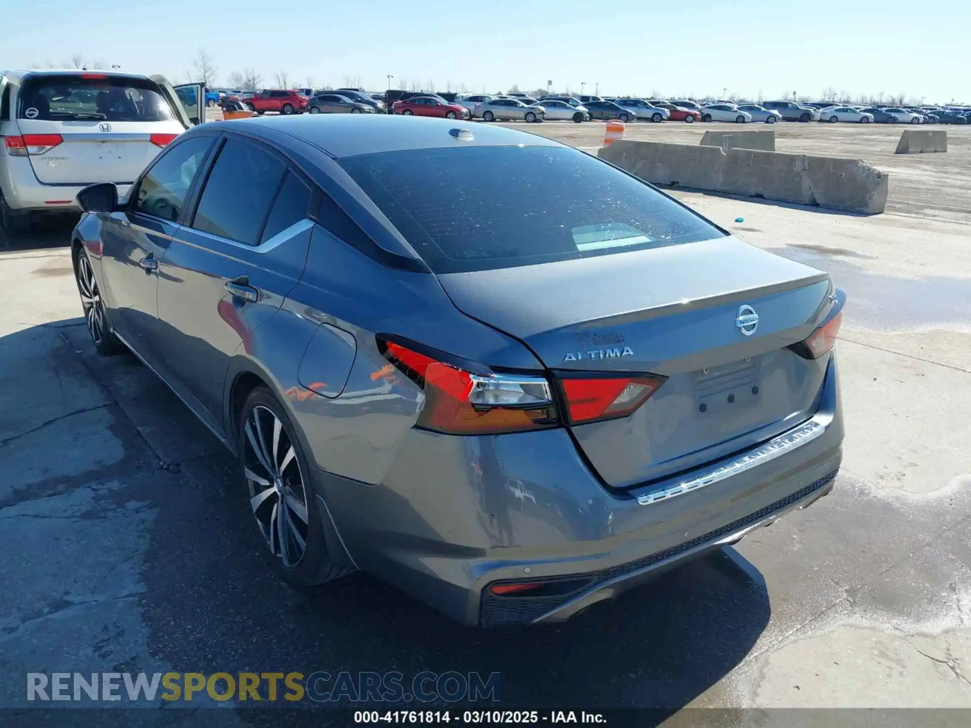 3 Фотография поврежденного автомобиля 1N4BL4CV9LC278578 NISSAN ALTIMA 2020
