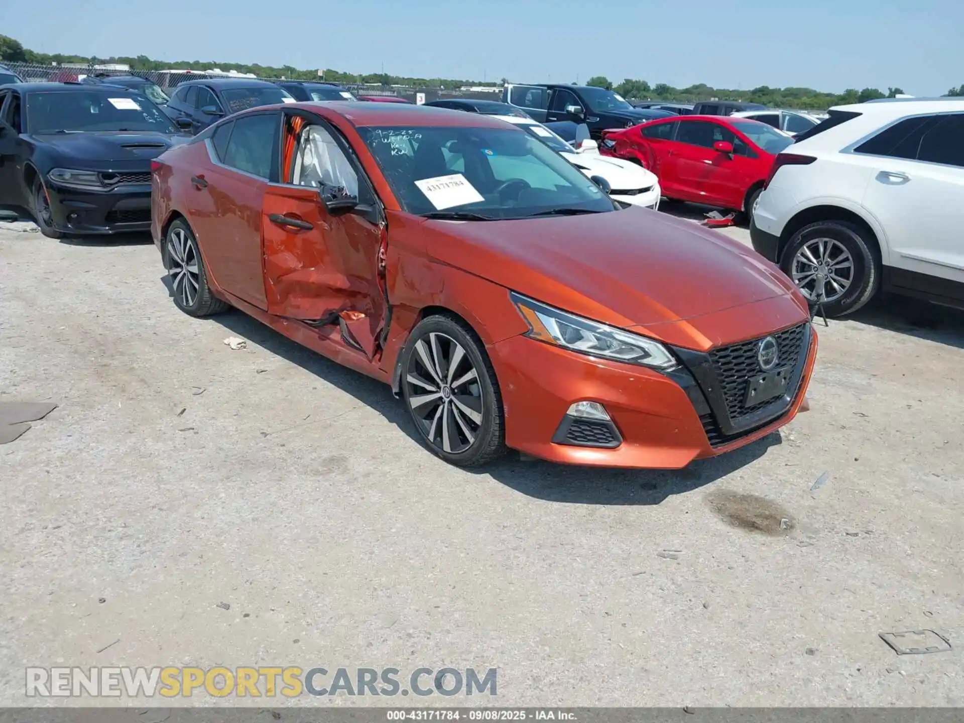 1 Photograph of a damaged car 1N4AL4CVXMN332634 NISSAN ALTIMA 2021