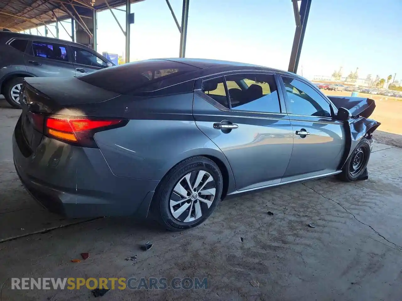 3 Photograph of a damaged car 1N4BL4BV0MN390516 NISSAN ALTIMA 2021