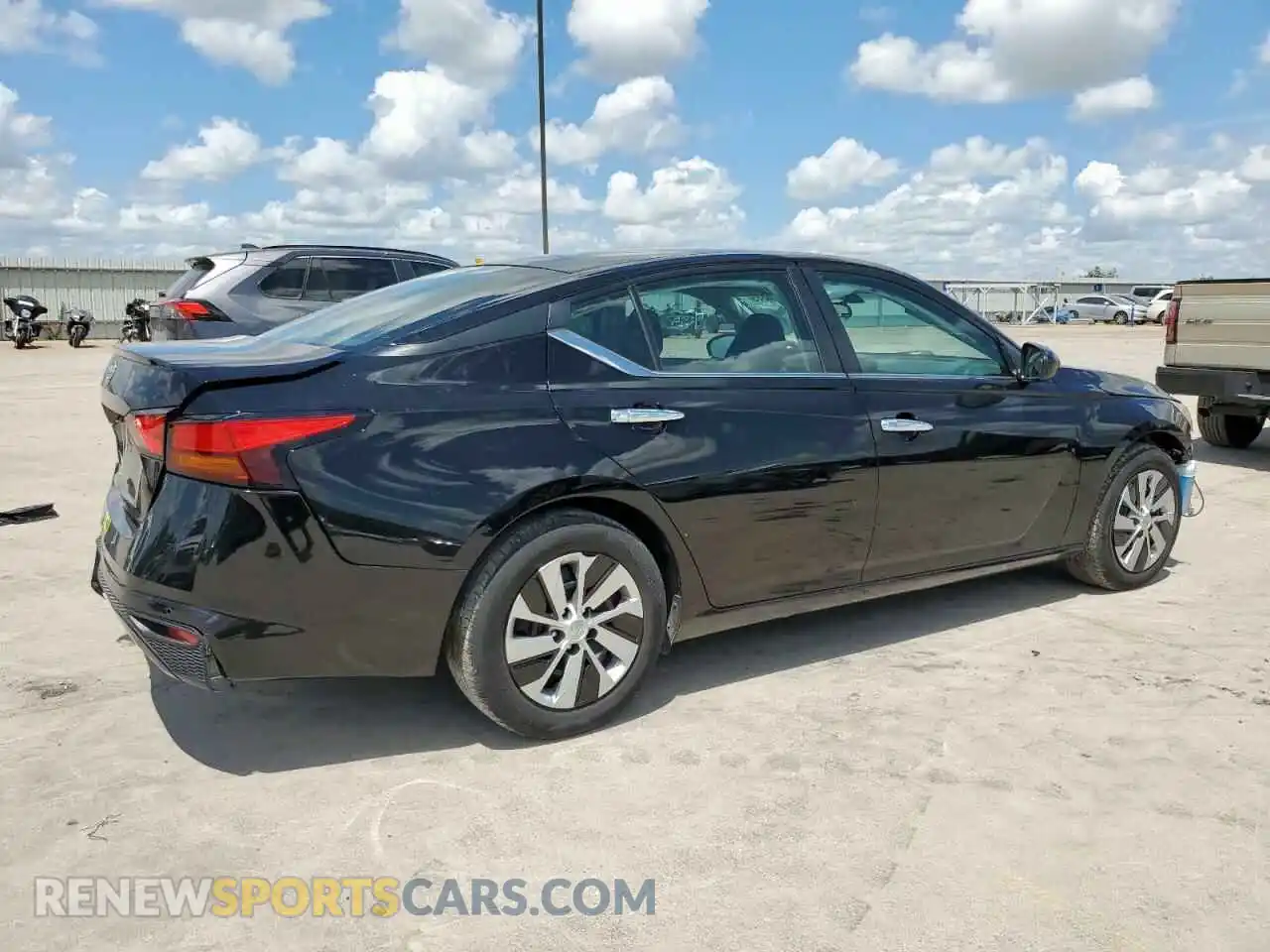 3 Photograph of a damaged car 1N4BL4BVXMN308419 NISSAN ALTIMA 2021