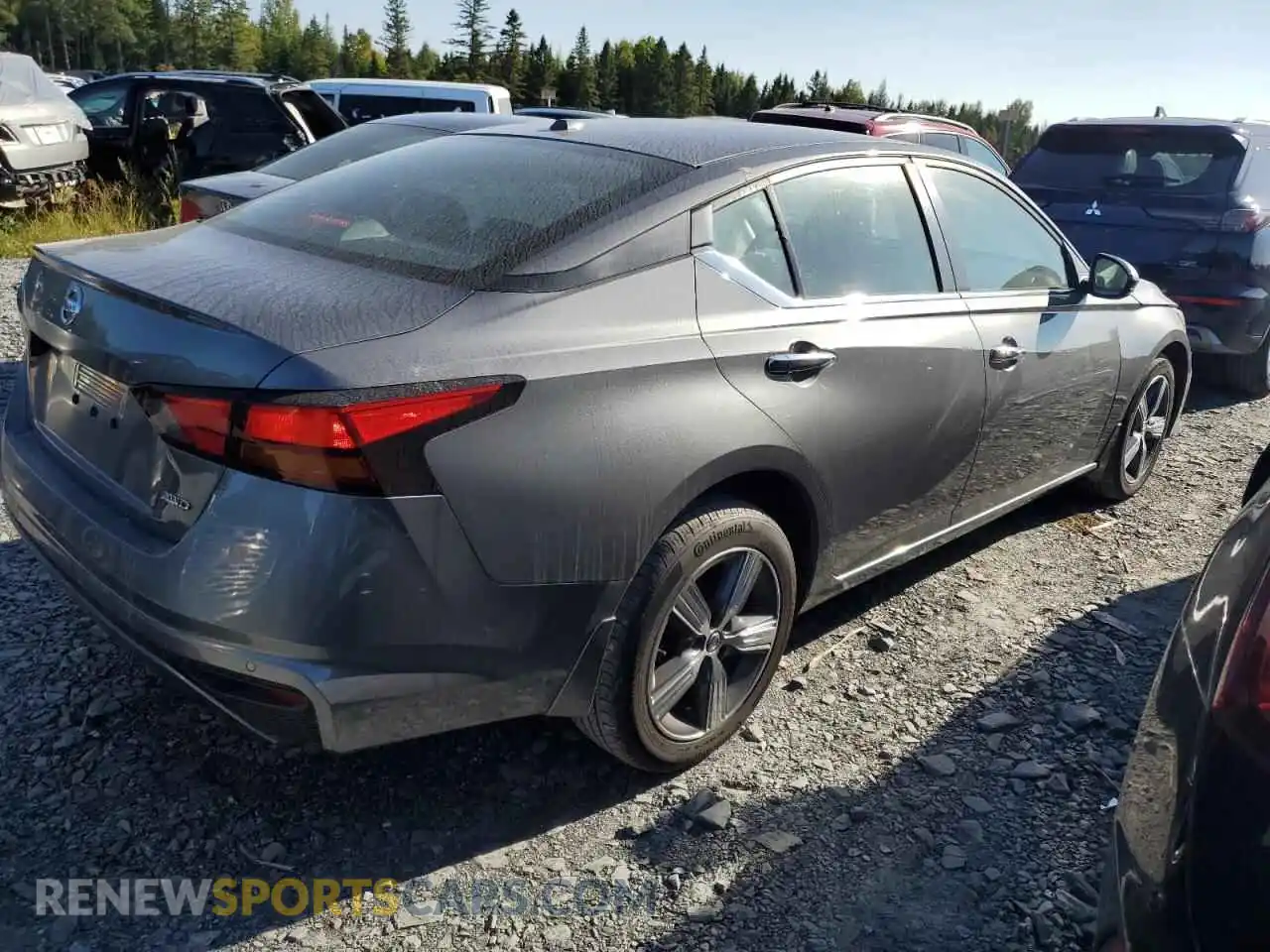 3 Photograph of a damaged car 1N4BL4BWXMN371836 NISSAN ALTIMA 2021