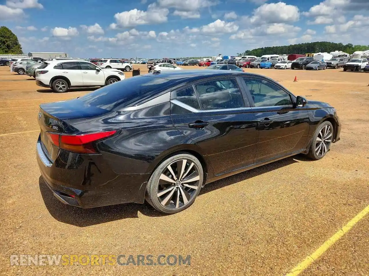 3 Photograph of a damaged car 1N4BL4CV0MN403036 NISSAN ALTIMA 2021