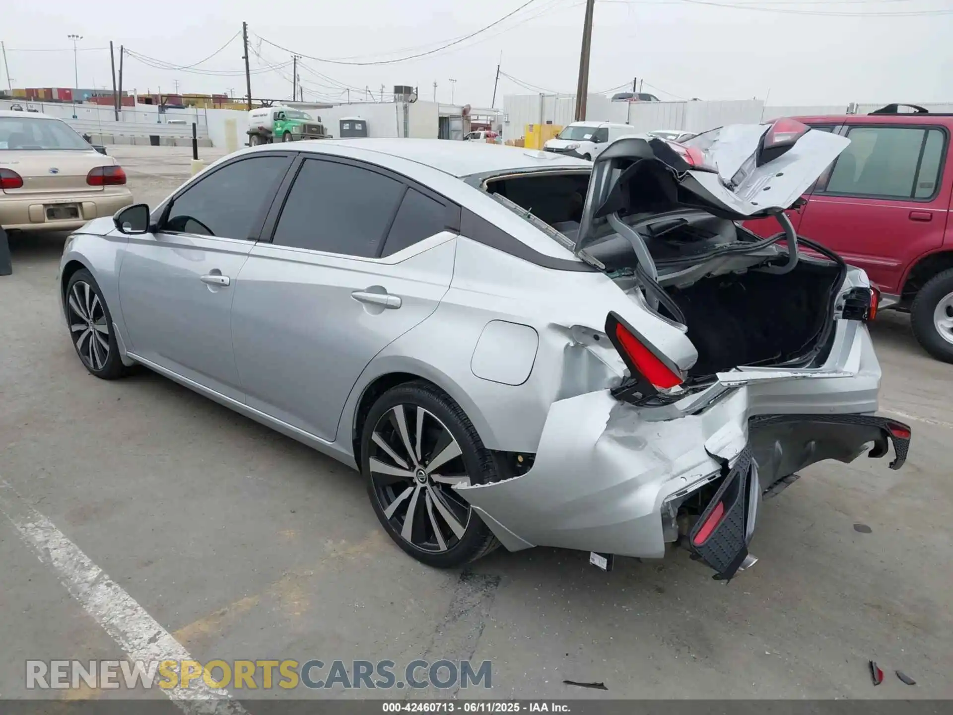 3 Photograph of a damaged car 1N4BL4CV1MN334891 NISSAN ALTIMA 2021