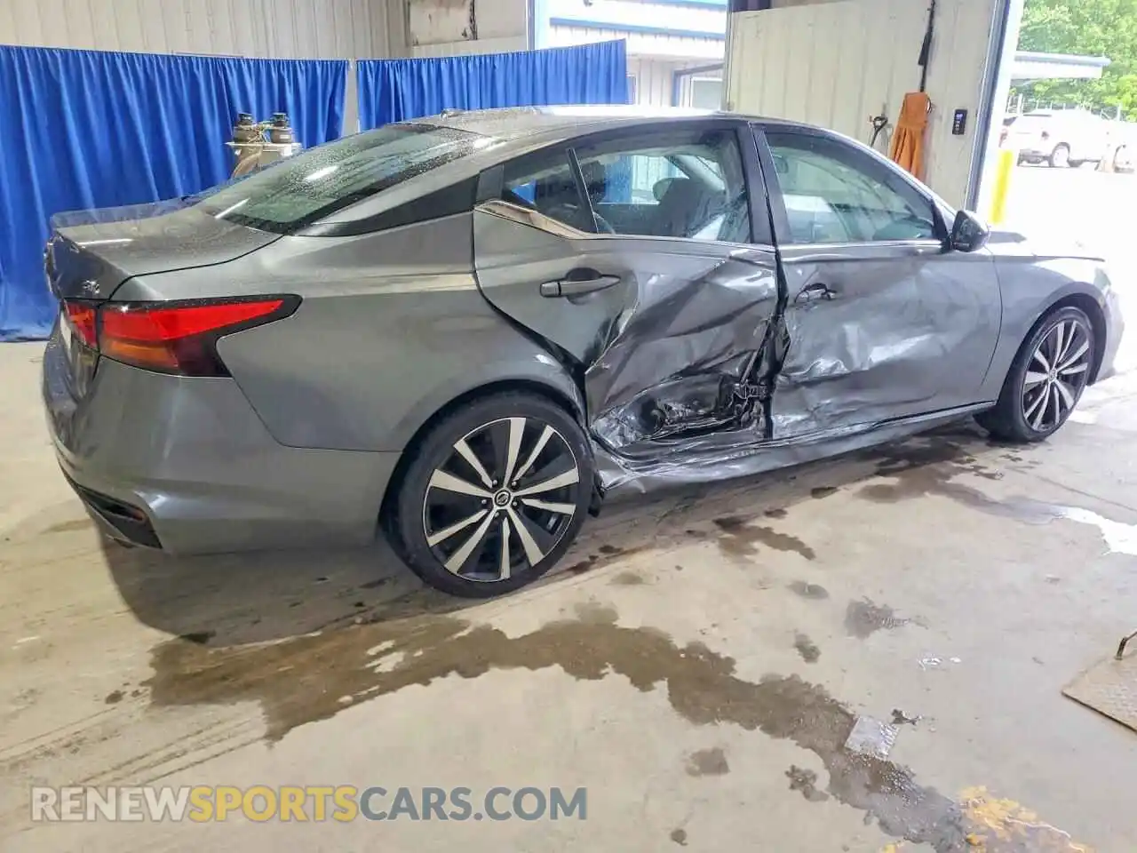 3 Photograph of a damaged car 1N4BL4CV1MN337676 NISSAN ALTIMA 2021
