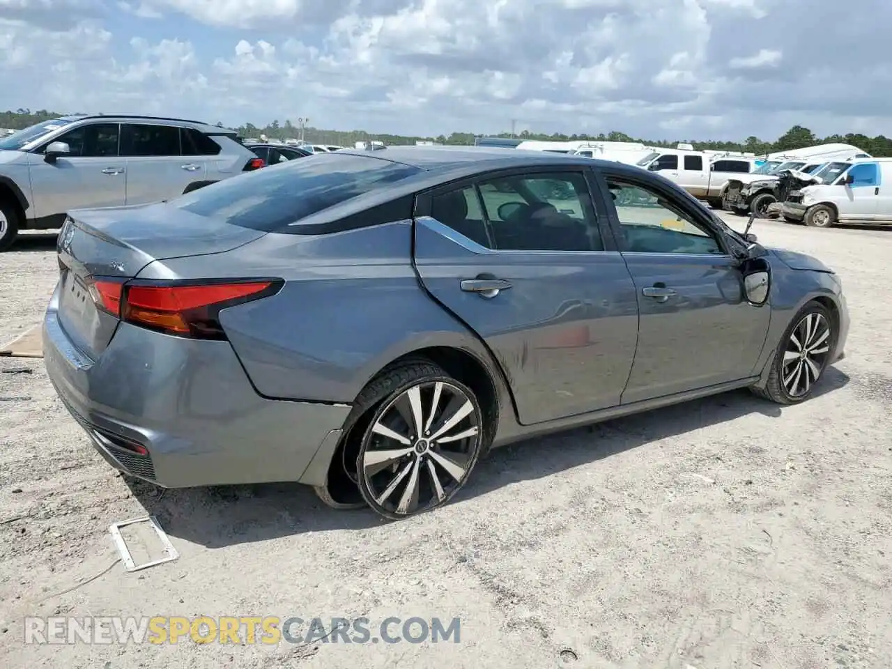 3 Photograph of a damaged car 1N4BL4CV1MN381208 NISSAN ALTIMA 2021