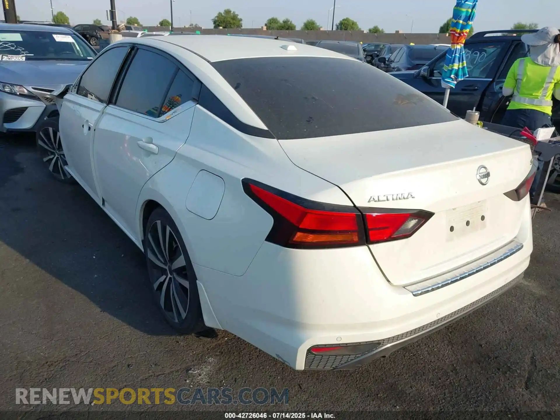 3 Photograph of a damaged car 1N4BL4CV2MN370721 NISSAN ALTIMA 2021