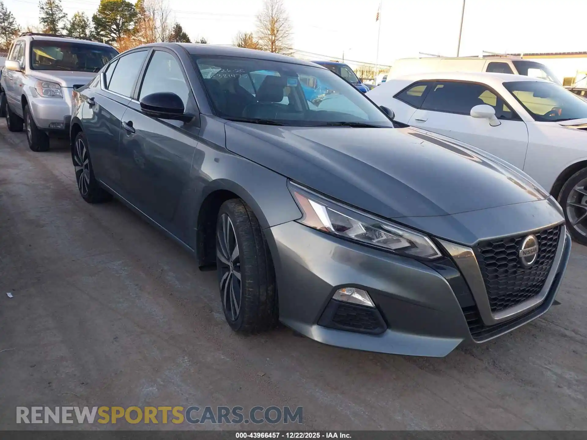 1 Photograph of a damaged car 1N4BL4CV2MN381475 NISSAN ALTIMA 2021