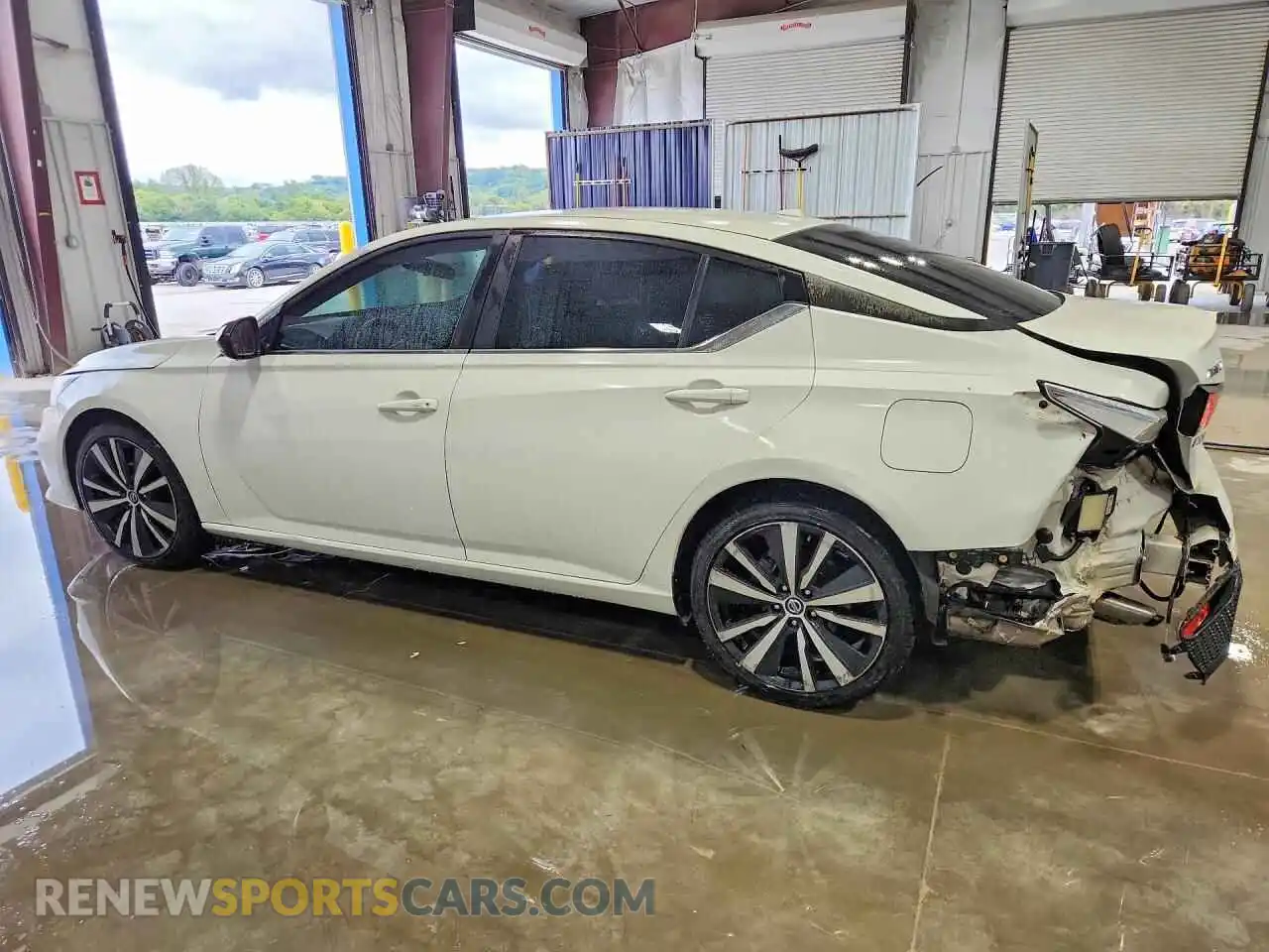 2 Фотография поврежденного автомобиля 1N4BL4CV2MN402714 NISSAN ALTIMA 2021