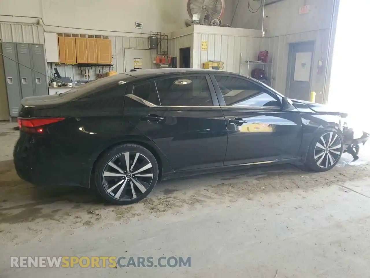 3 Photograph of a damaged car 1N4BL4CV2MN417410 NISSAN ALTIMA 2021