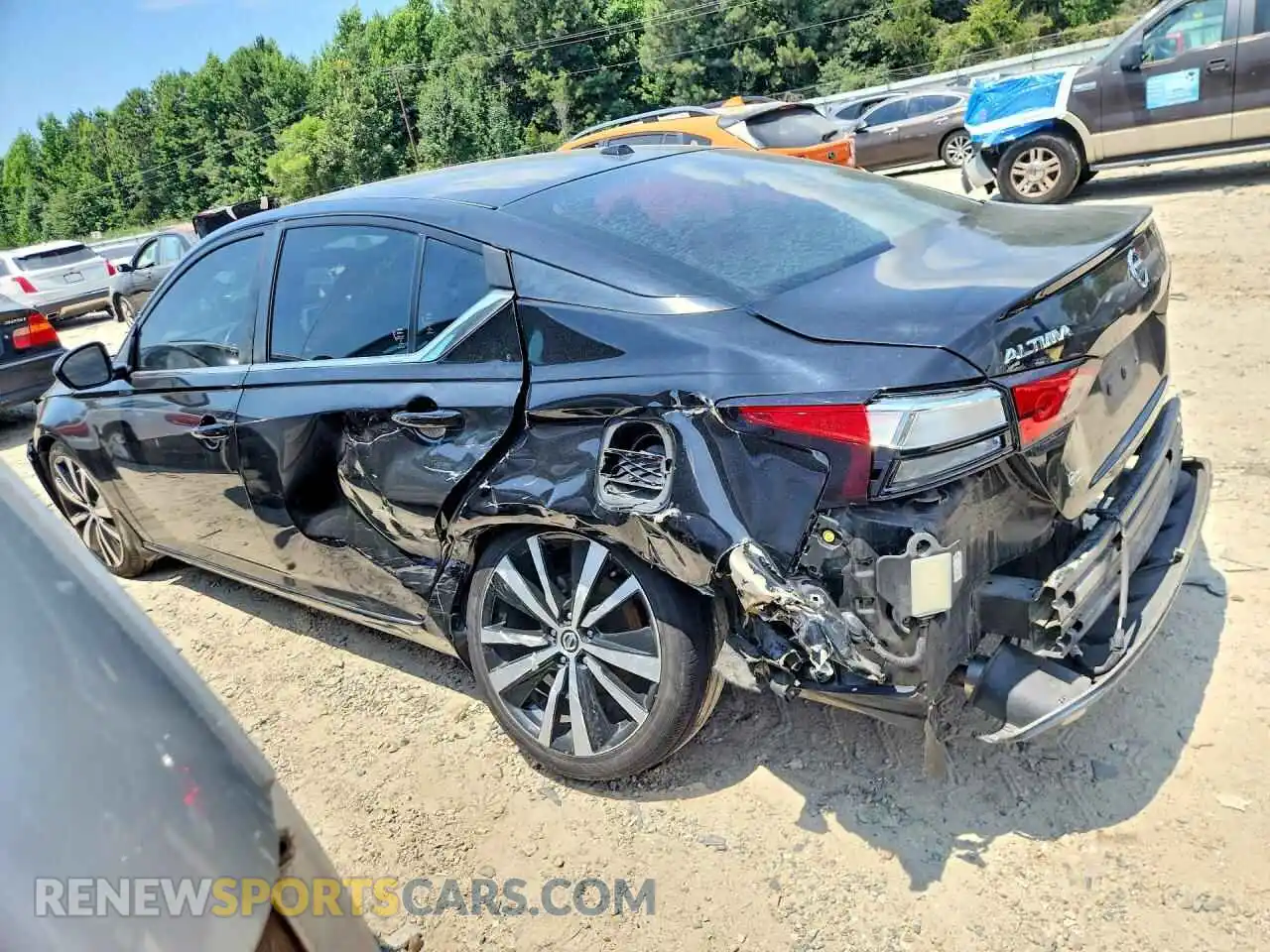 2 Photograph of a damaged car 1N4BL4CV3MN386815 NISSAN ALTIMA 2021