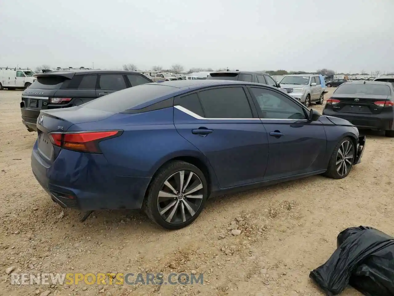 3 Photograph of a damaged car 1N4BL4CV5MN305183 NISSAN ALTIMA 2021