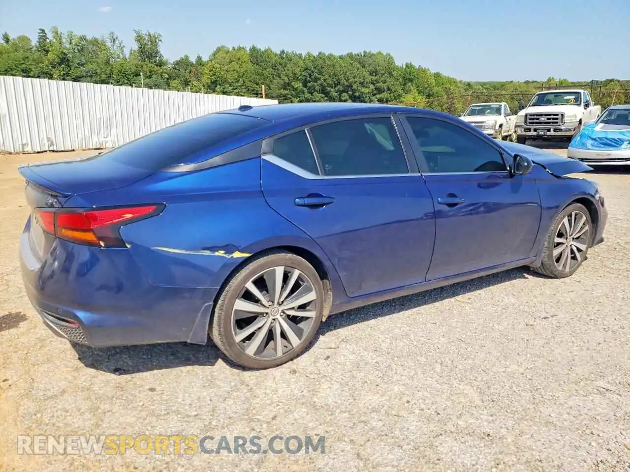 3 Photograph of a damaged car 1N4BL4CV5MN383141 NISSAN ALTIMA 2021