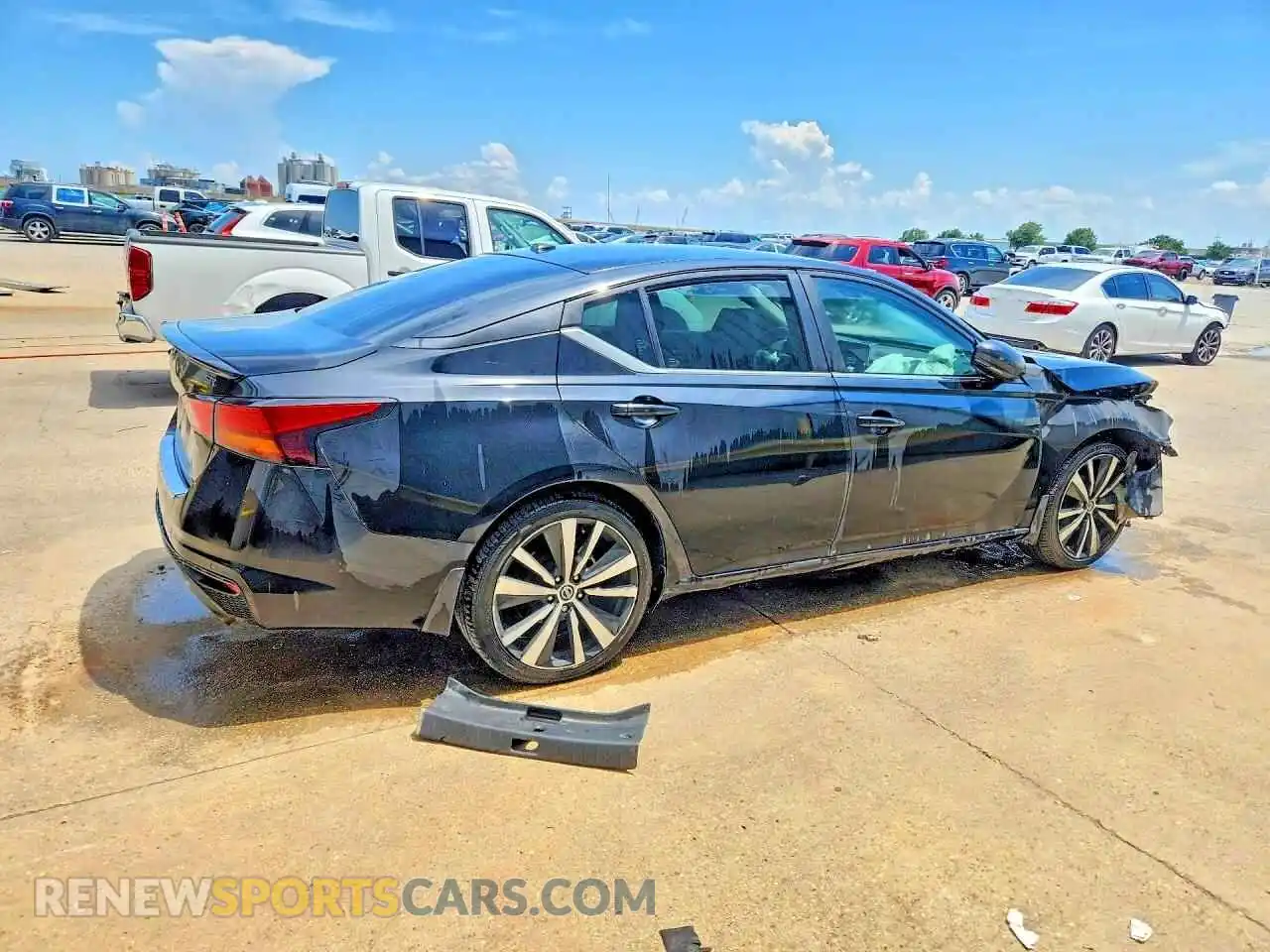 3 Photograph of a damaged car 1N4BL4CV6MN337964 NISSAN ALTIMA 2021