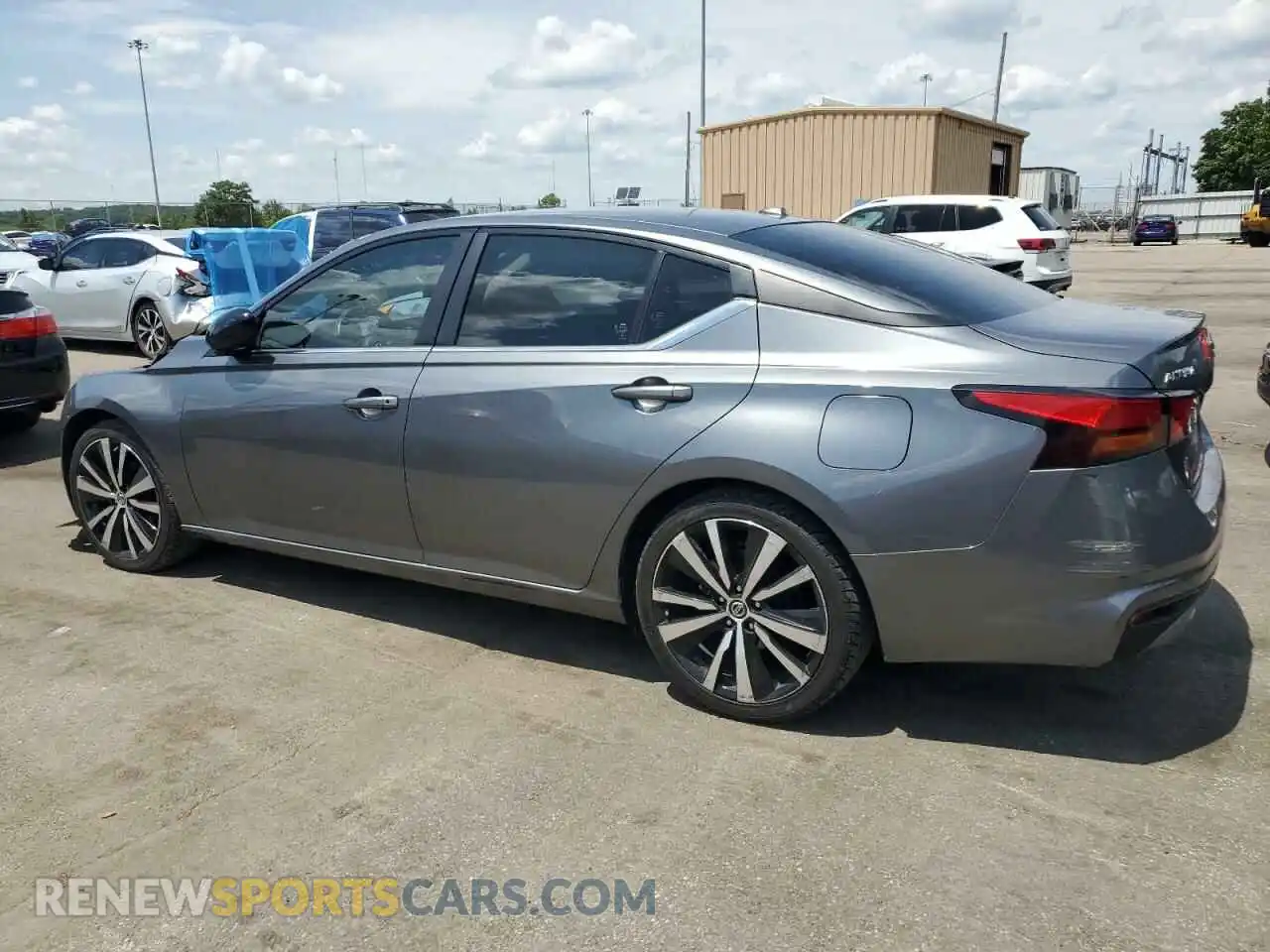 2 Photograph of a damaged car 1N4BL4CV7MN372495 NISSAN ALTIMA 2021