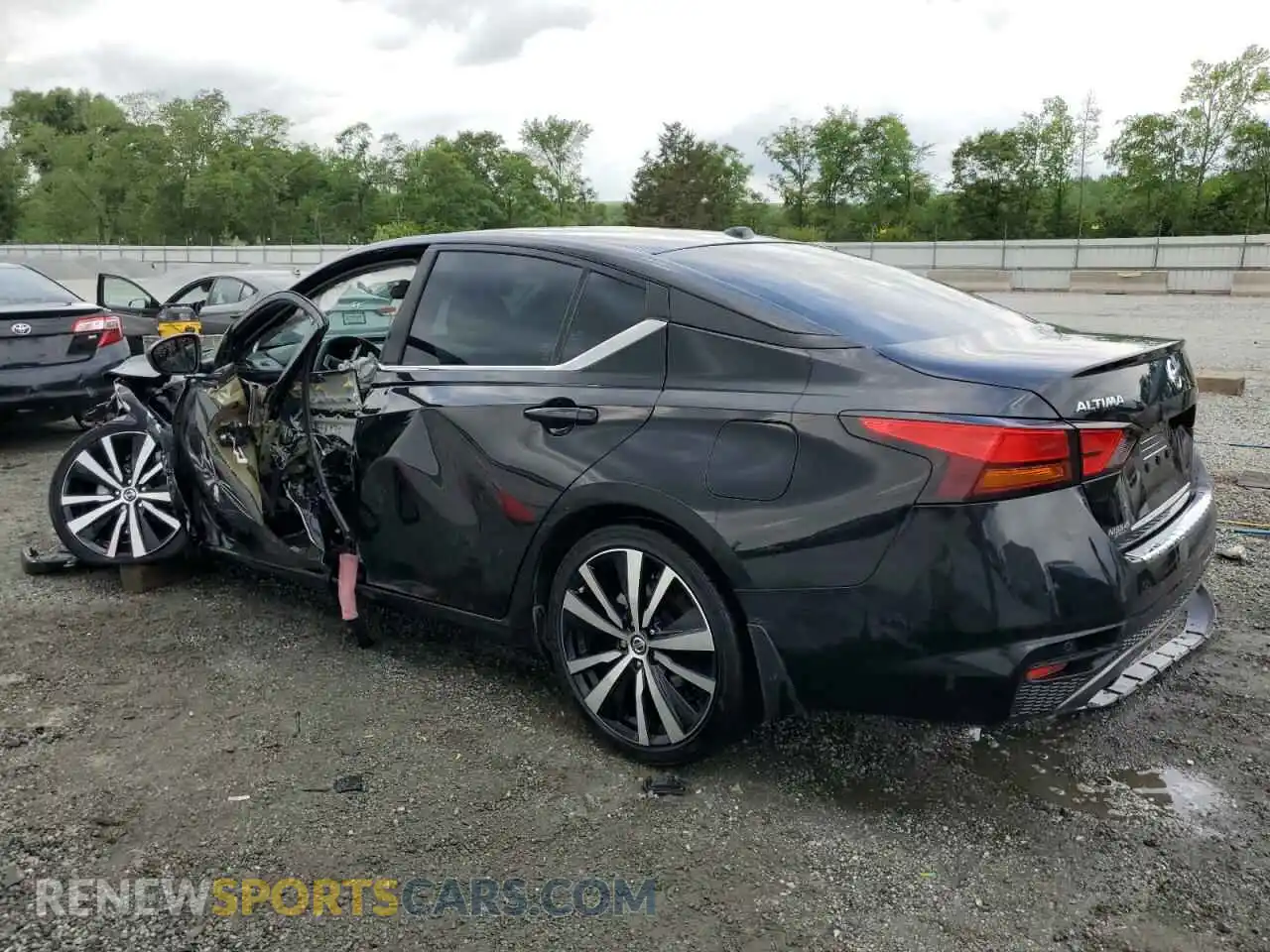 2 Photograph of a damaged car 1N4BL4CV7MN376093 NISSAN ALTIMA 2021