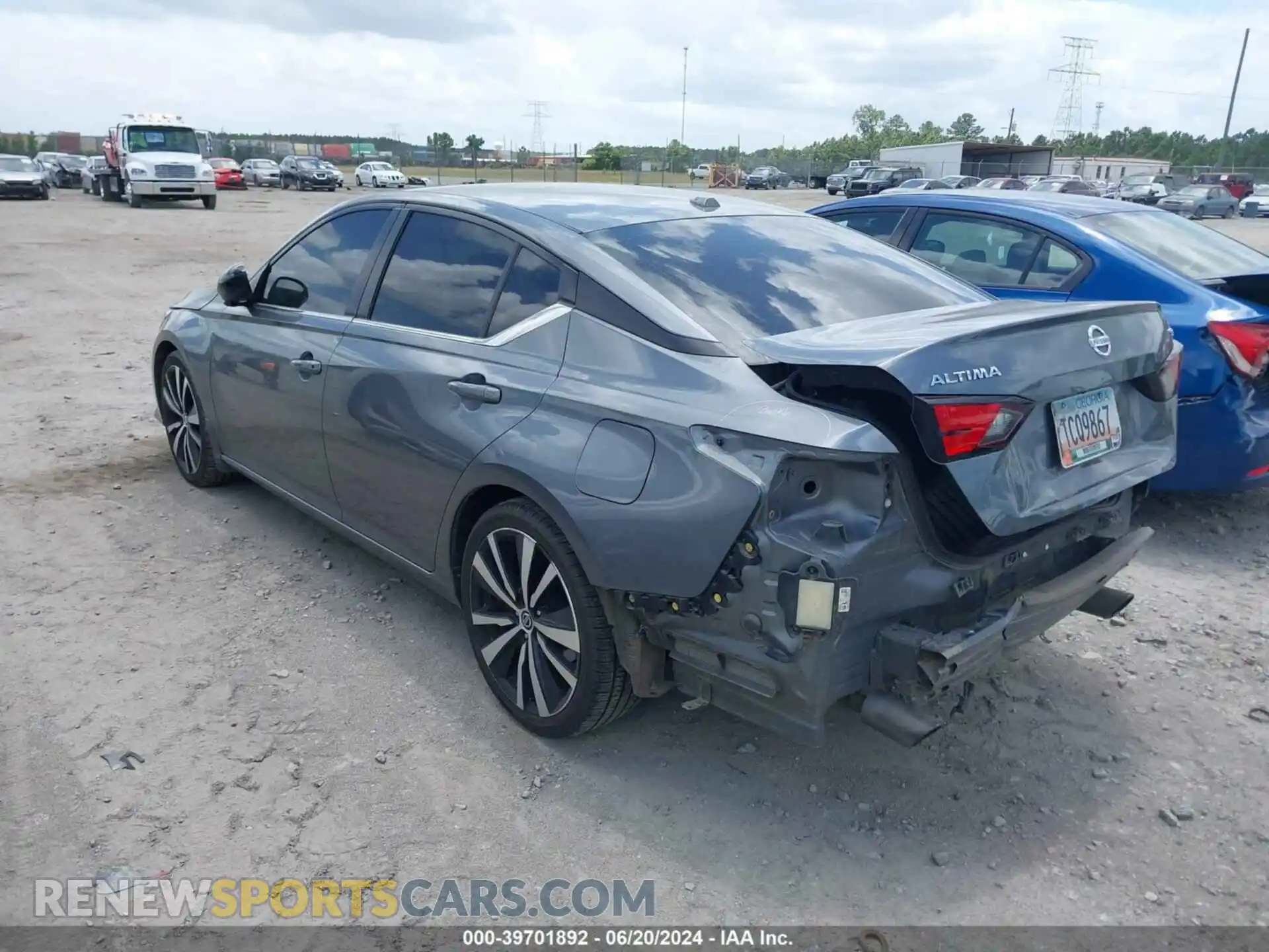 3 Photograph of a damaged car 1N4BL4CV8MN339036 NISSAN ALTIMA 2021