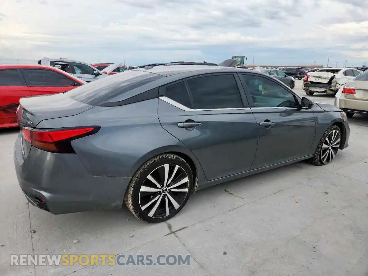 3 Photograph of a damaged car 1N4BL4CV9MN368724 NISSAN ALTIMA 2021