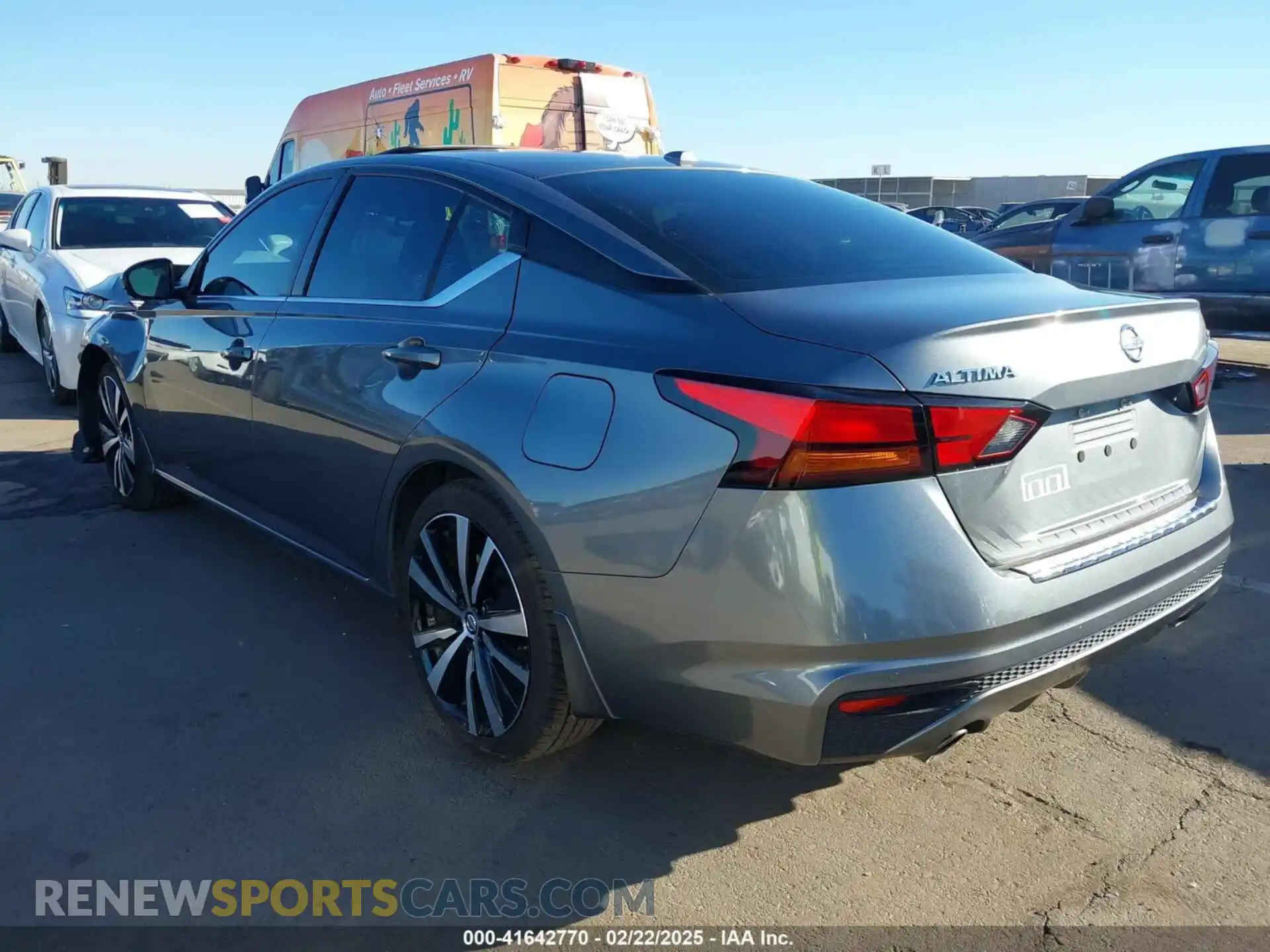 3 Photograph of a damaged car 1N4BL4CVXMN401696 NISSAN ALTIMA 2021