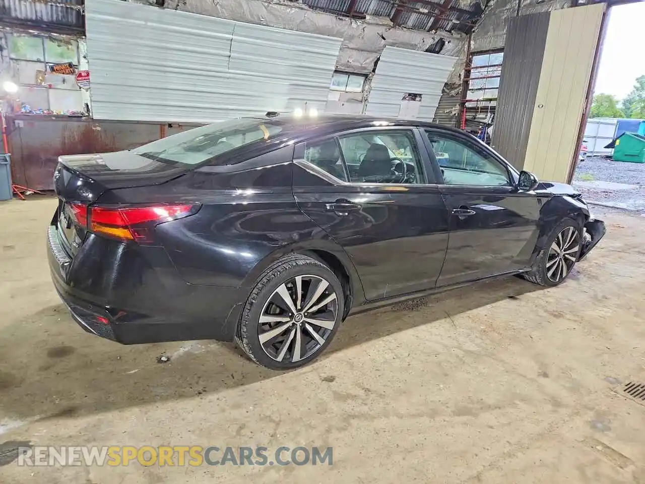 3 Photograph of a damaged car 1N4BL4CW2MN378858 NISSAN ALTIMA 2021