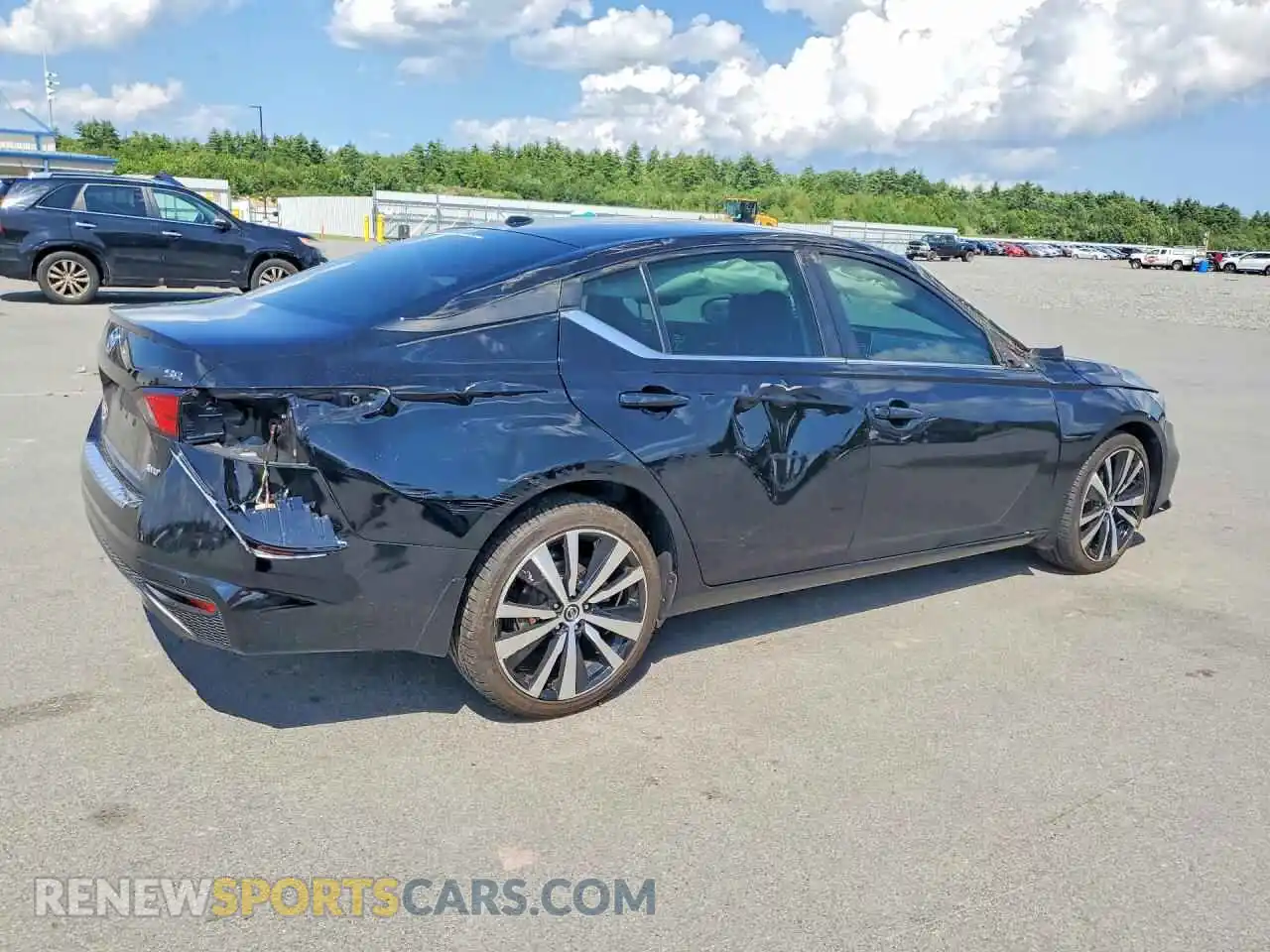 3 Фотография поврежденного автомобиля 1N4BL4CW3MN411074 NISSAN ALTIMA 2021