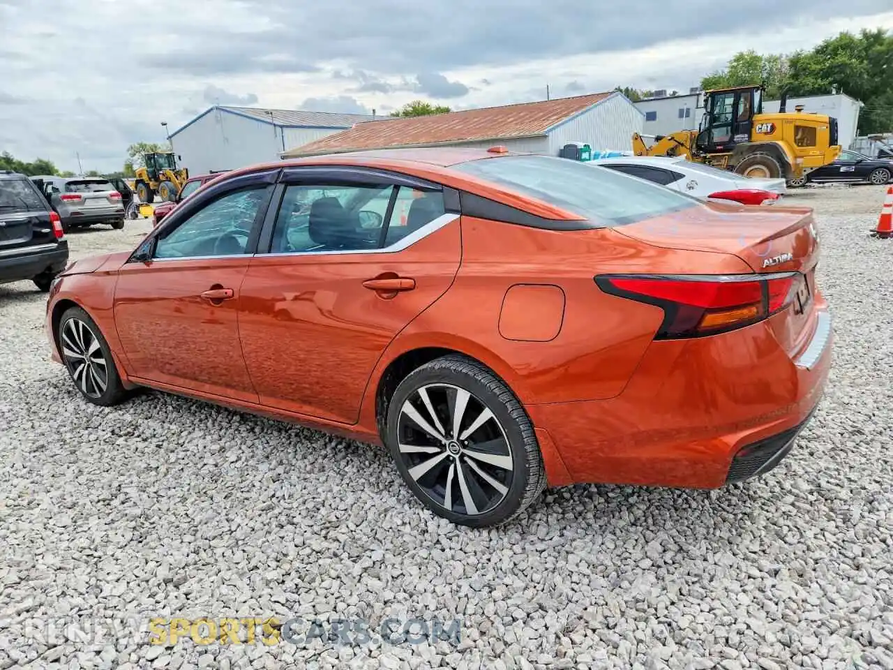 2 fotografías del automóvil dañado 1N4BL4CW4MN325269 NISSAN ALTIMA 2021