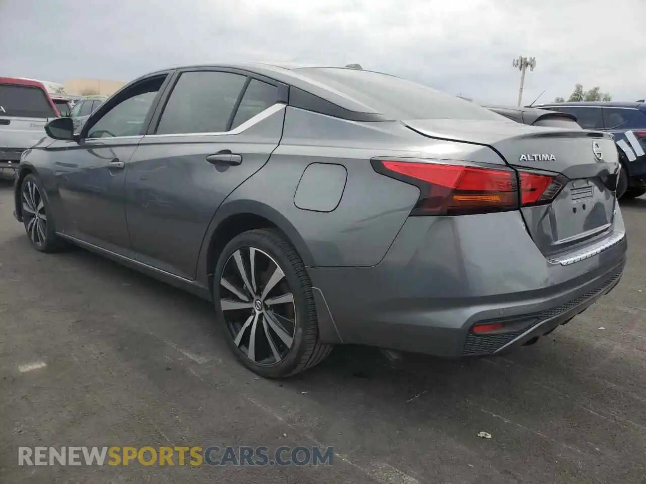 2 Photograph of a damaged car 1N4BL4CW4MN334439 NISSAN ALTIMA 2021