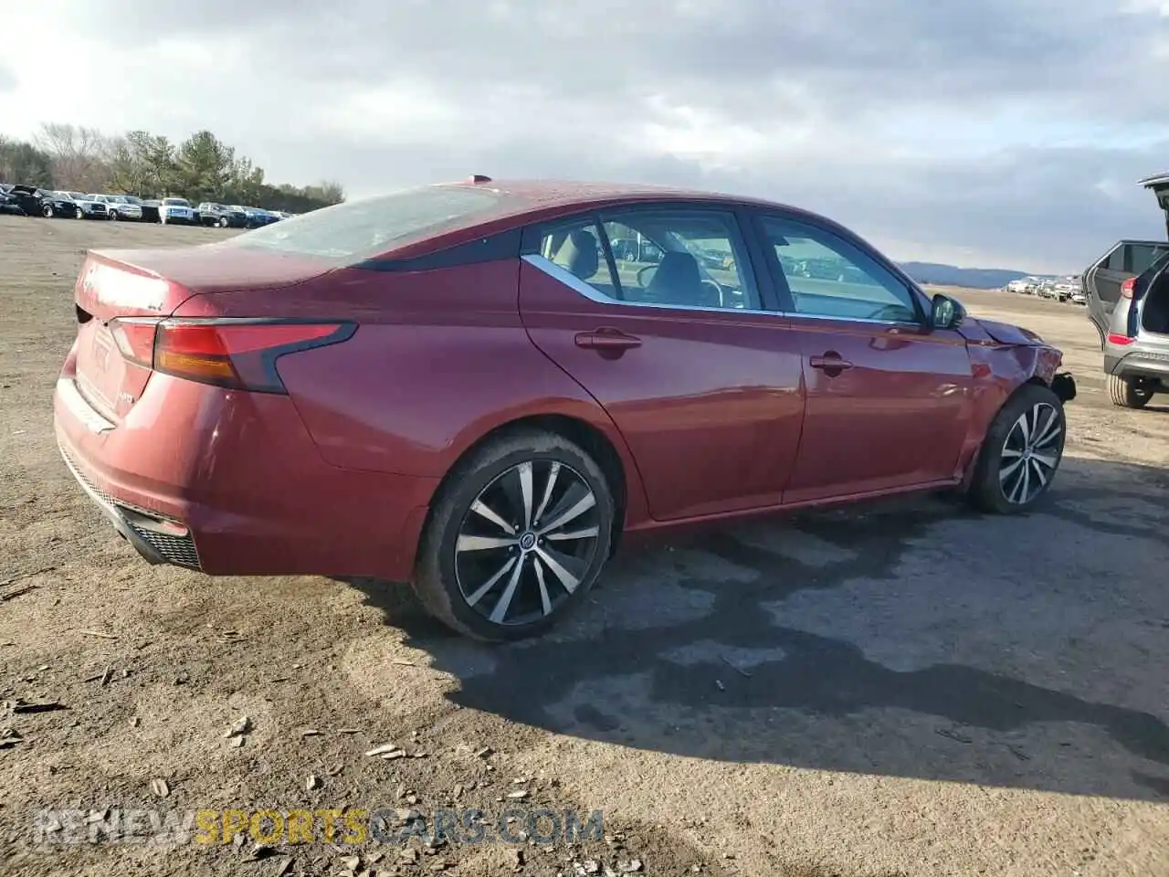 3 Photograph of a damaged car 1N4BL4CW6MN348214 NISSAN ALTIMA 2021