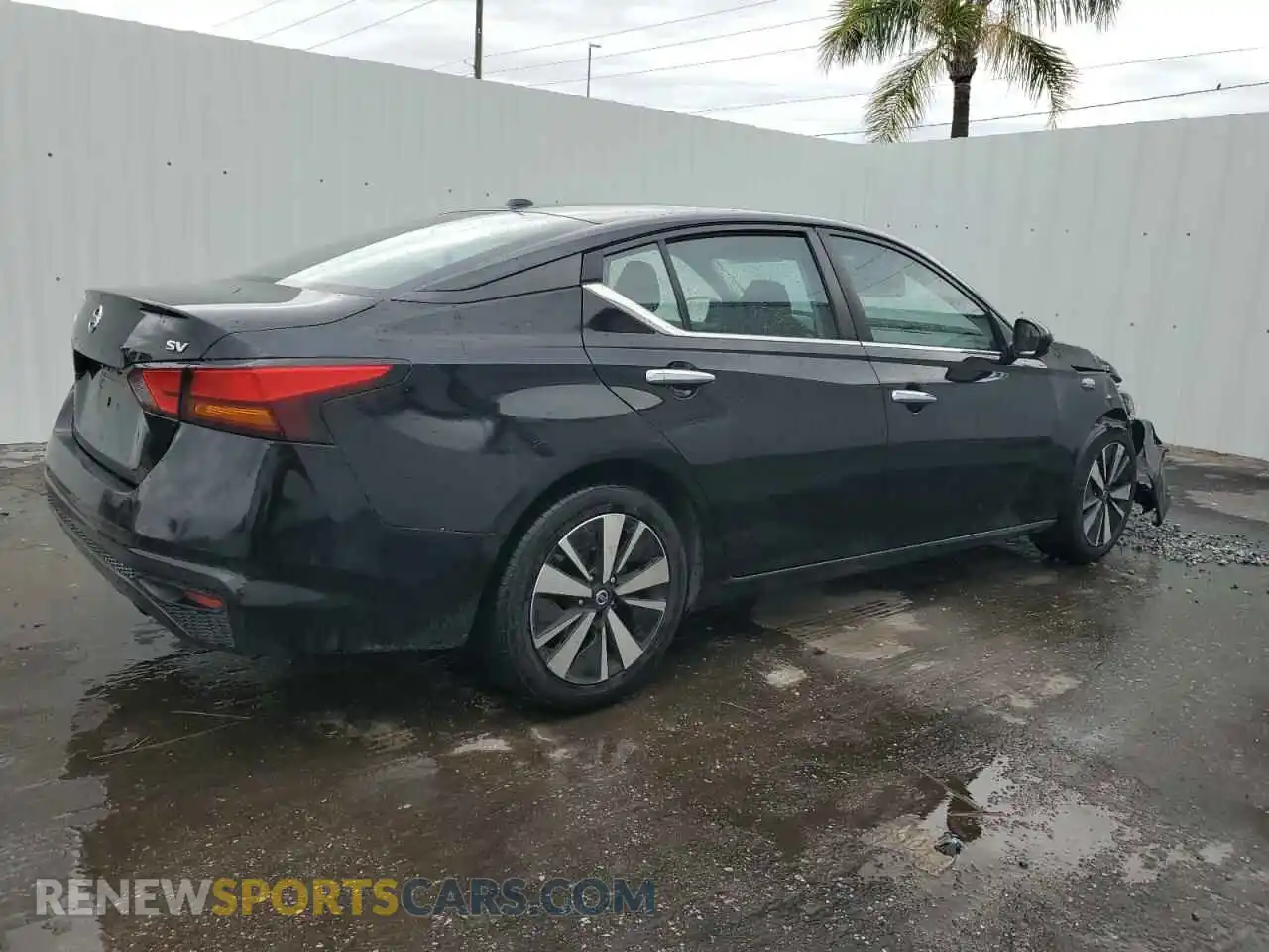 3 Photograph of a damaged car 1N4BL4DV0MN361630 NISSAN ALTIMA 2021