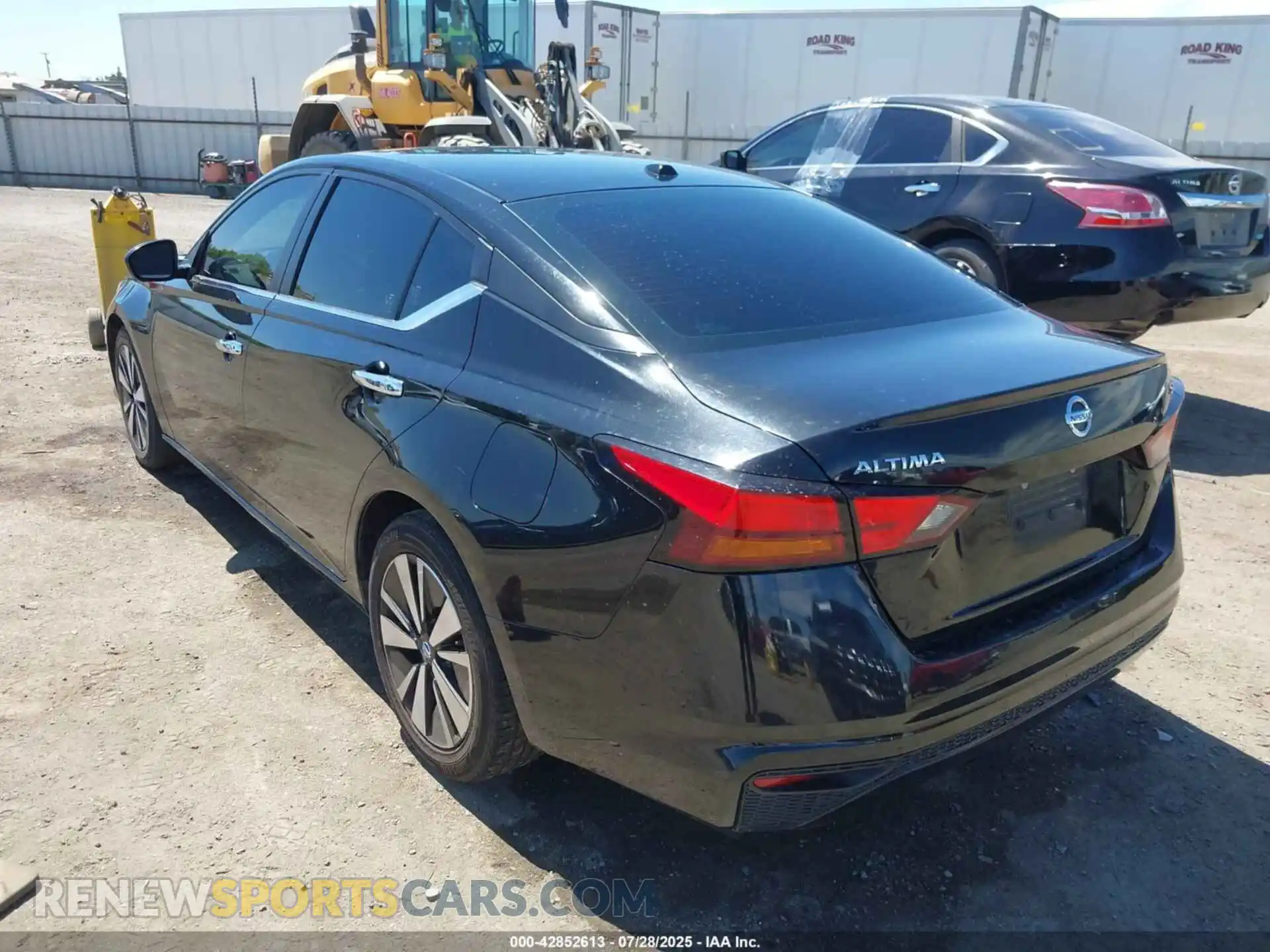 3 Photograph of a damaged car 1N4BL4DV0MN417422 NISSAN ALTIMA 2021
