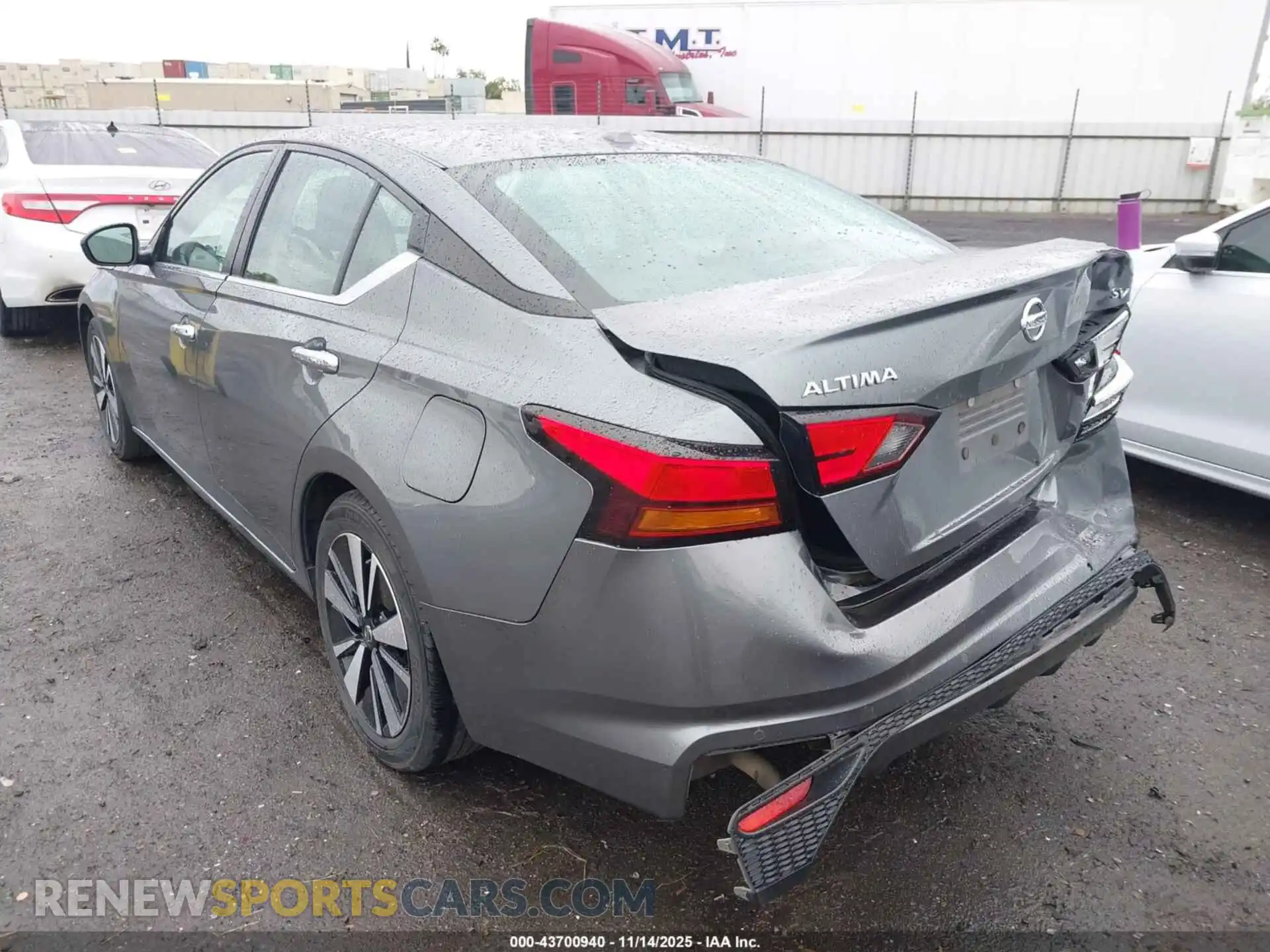 3 Photograph of a damaged car 1N4BL4DV2MN325504 NISSAN ALTIMA 2021